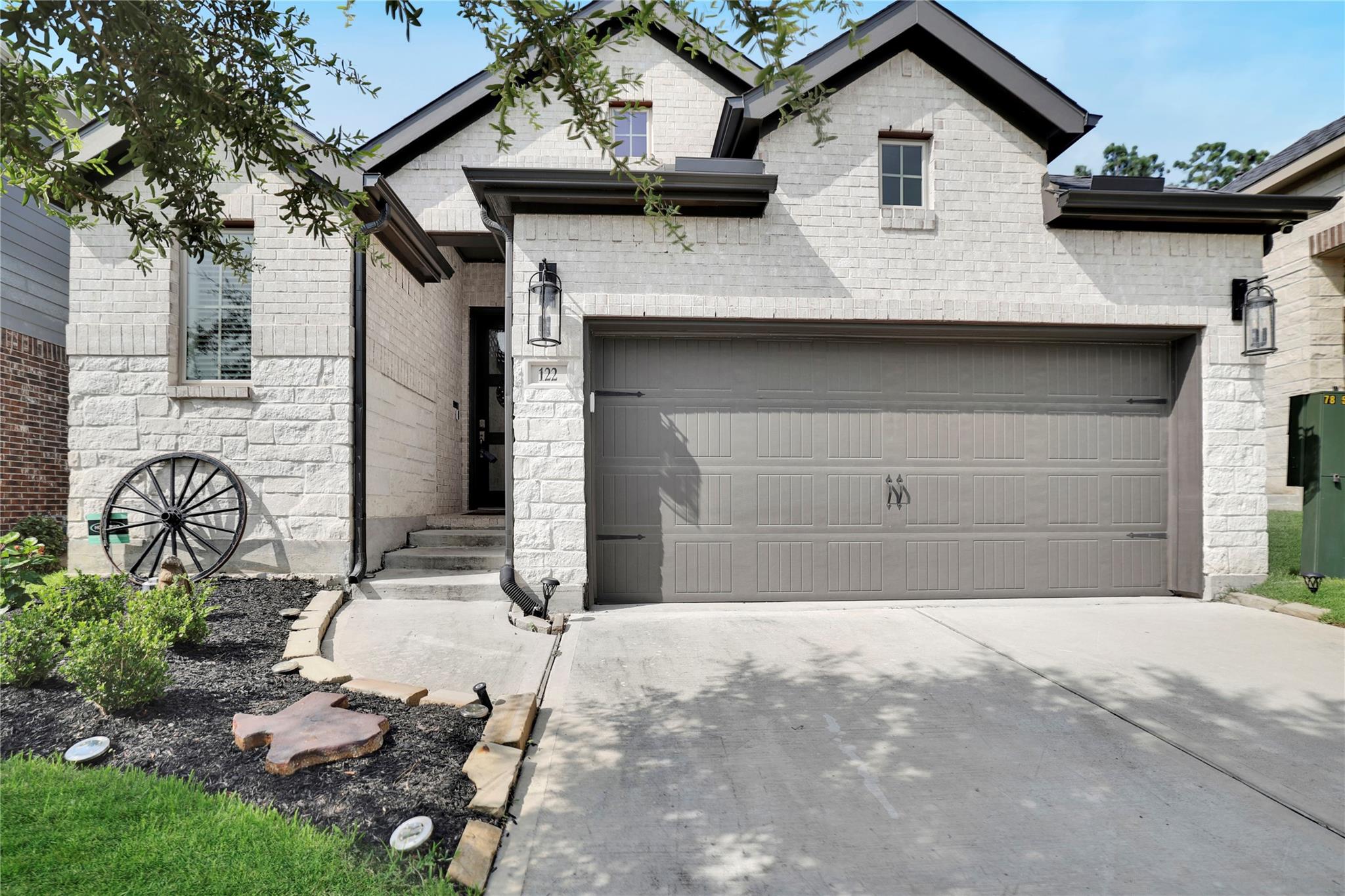 122 Hidden Peak Drive — photo