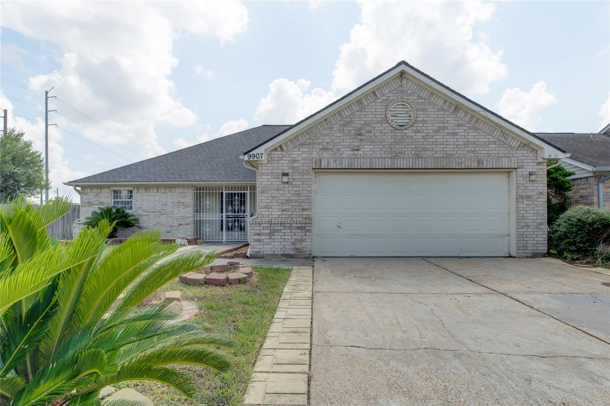 9907 Golden Glen Drive — photo