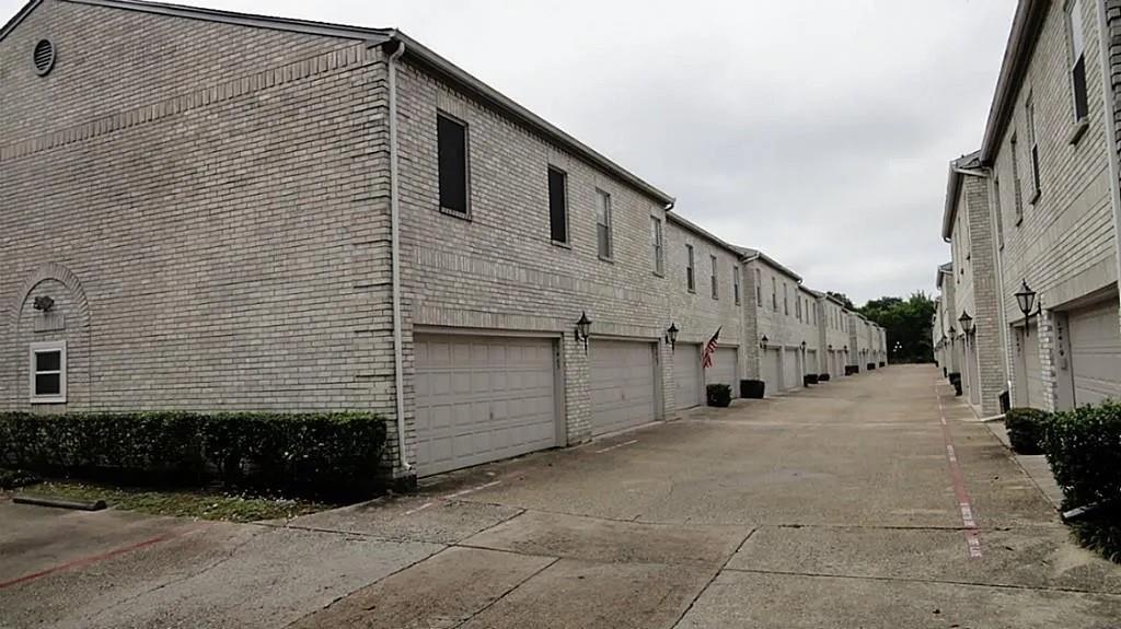 17465 Red Oak Drive #7465 — photo