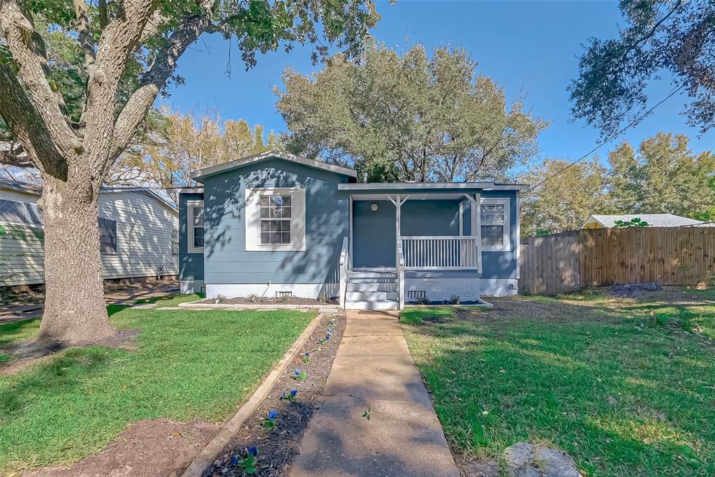 604 Ruth Street — photo