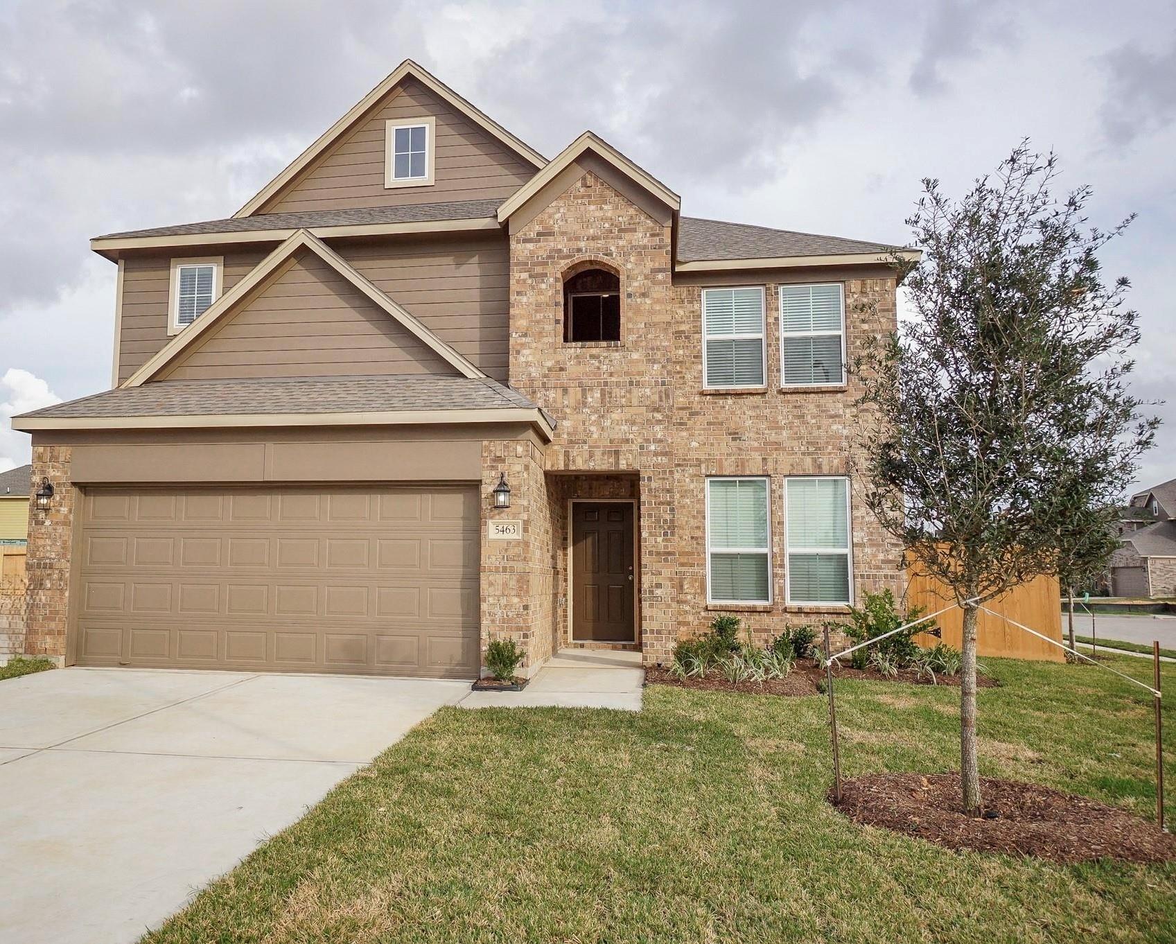 5463 Grand View Drive — photo