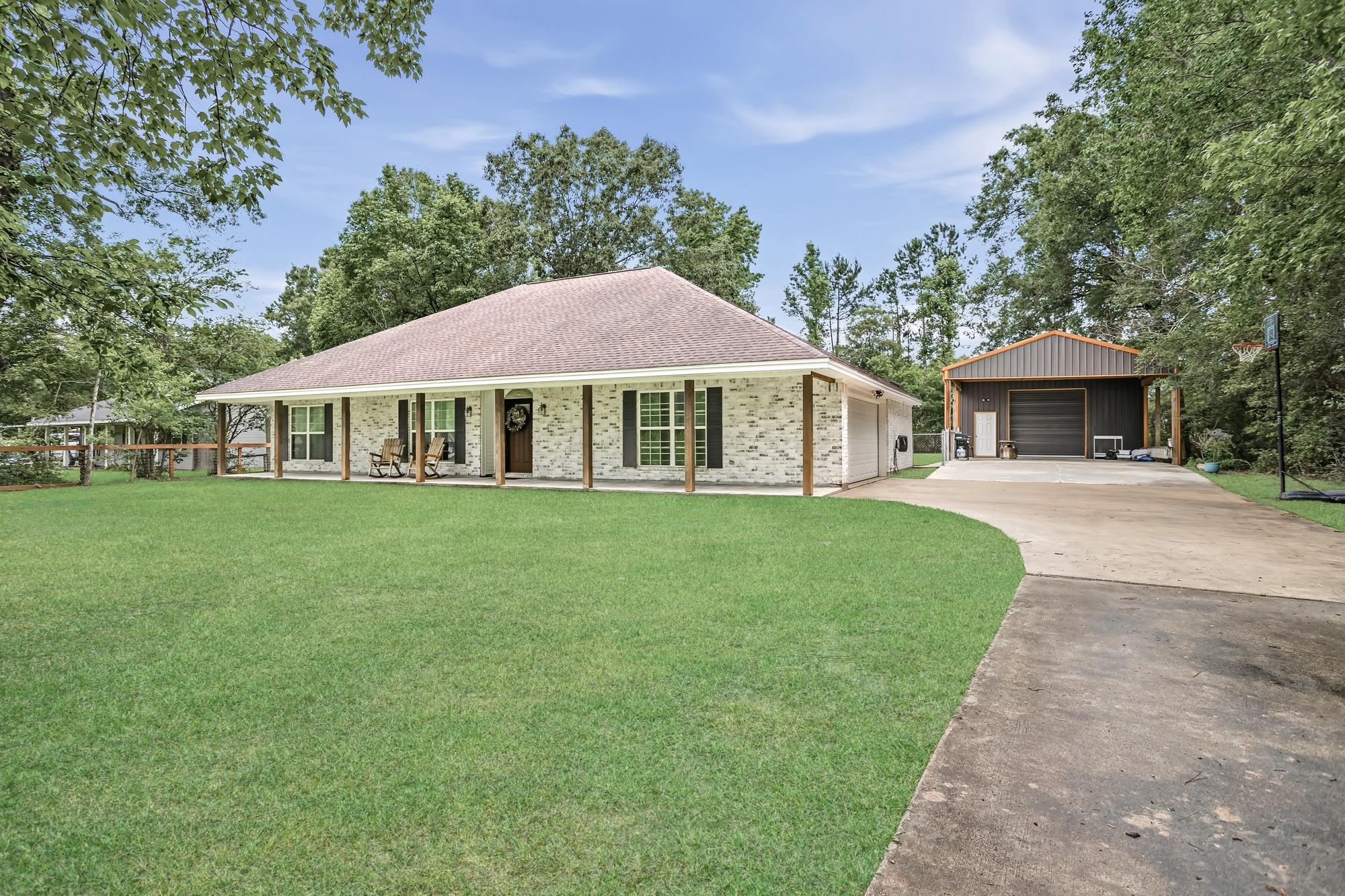 8235 Keith Road — photo
