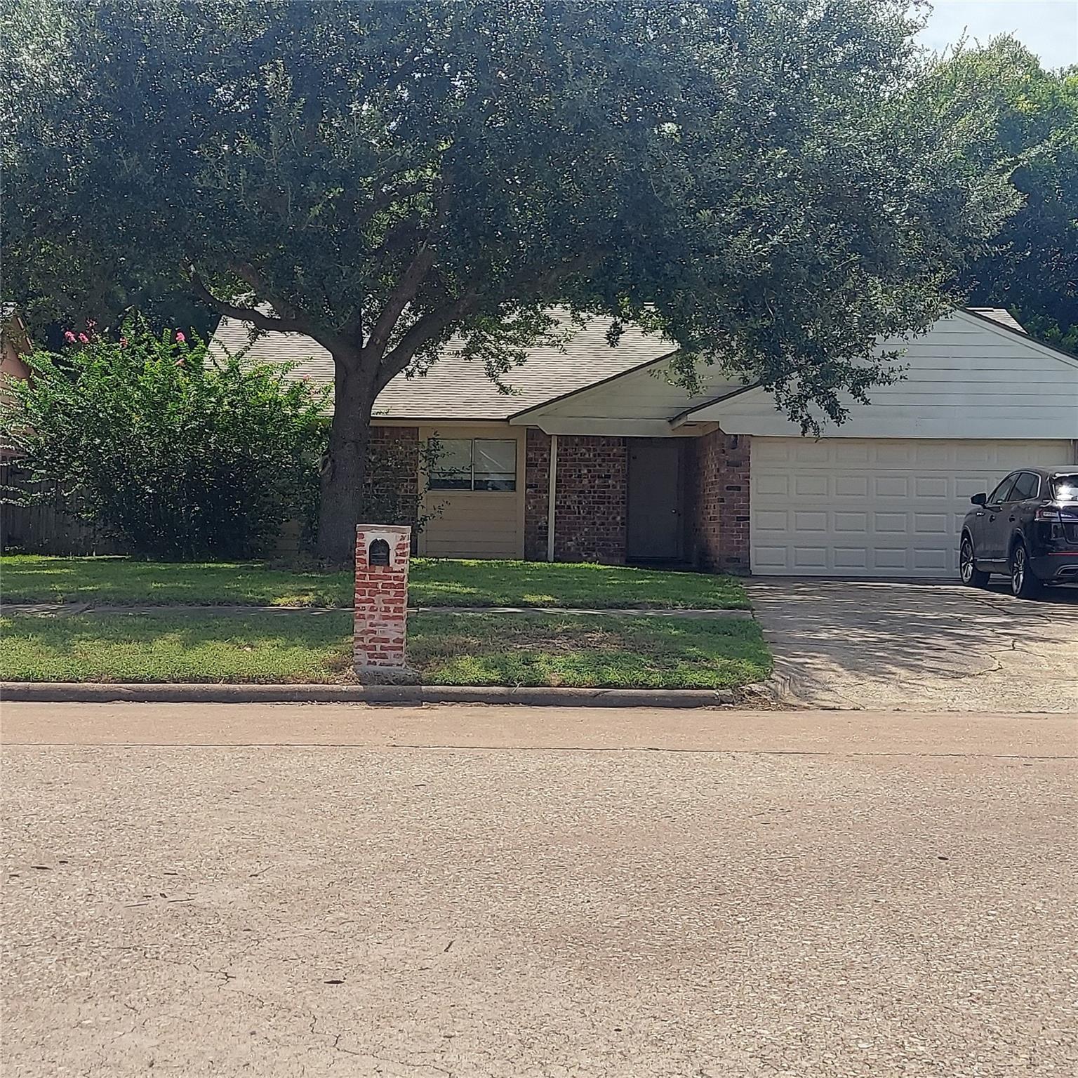 15362 Mcconn Street — photo