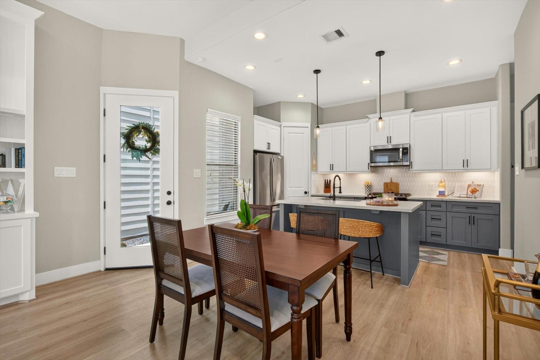 5359 Creekmont Oaks Lane — photo