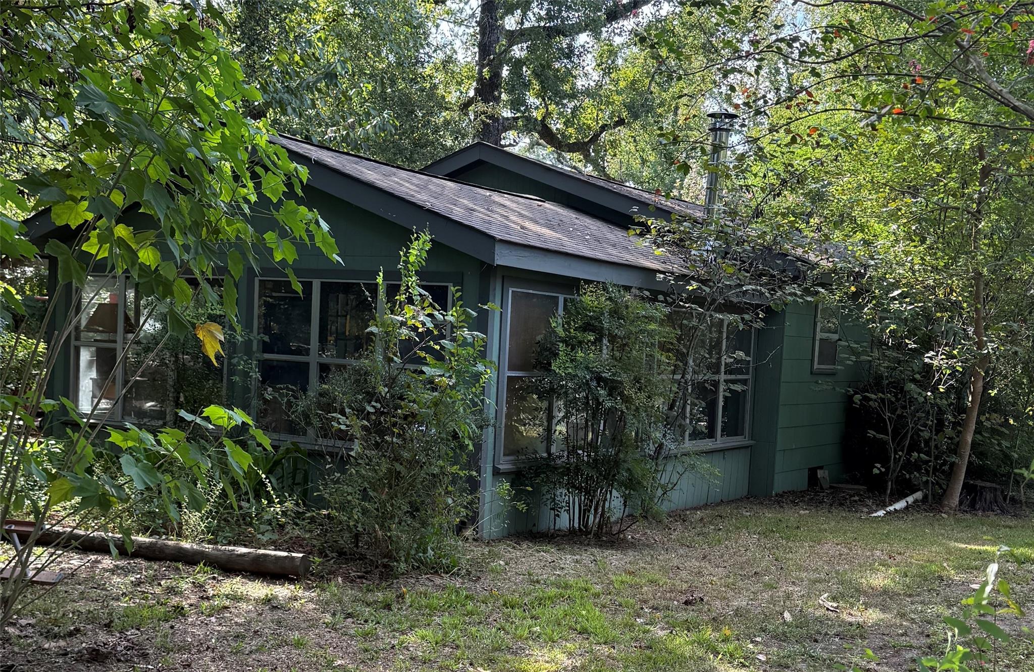 315 Loafers Lane — photo