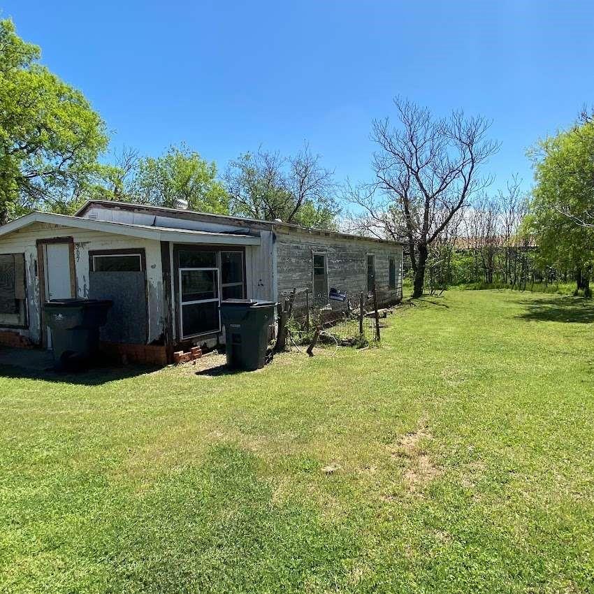 307 Jalonick Street — photo