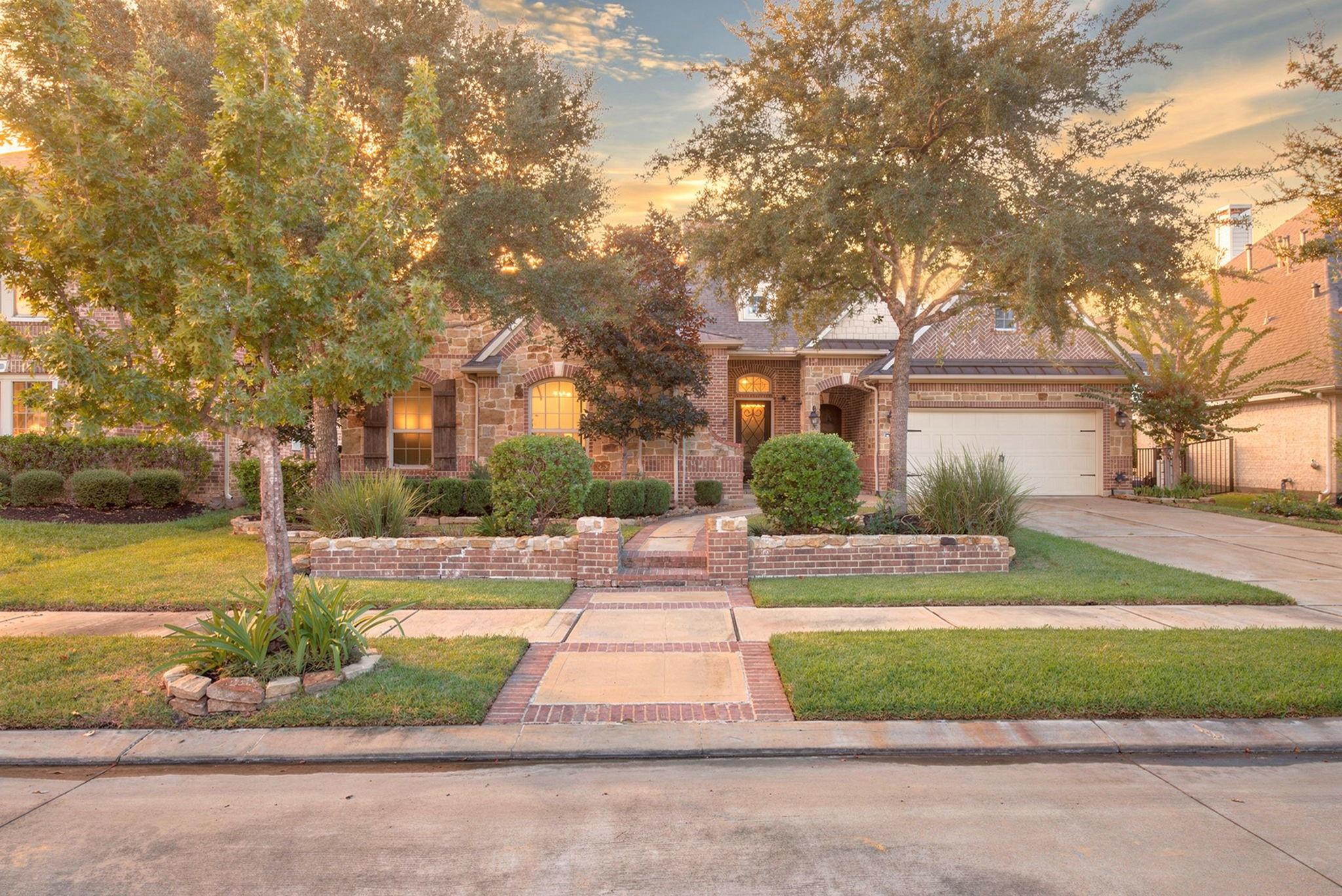 19215 Shady Blossom Drive — photo