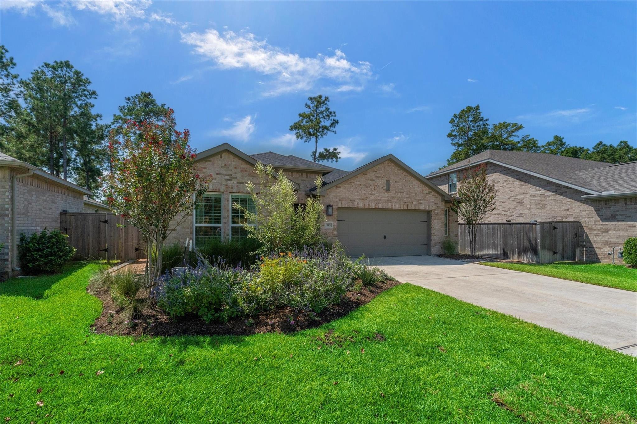 313 Royal Lily Trail — photo