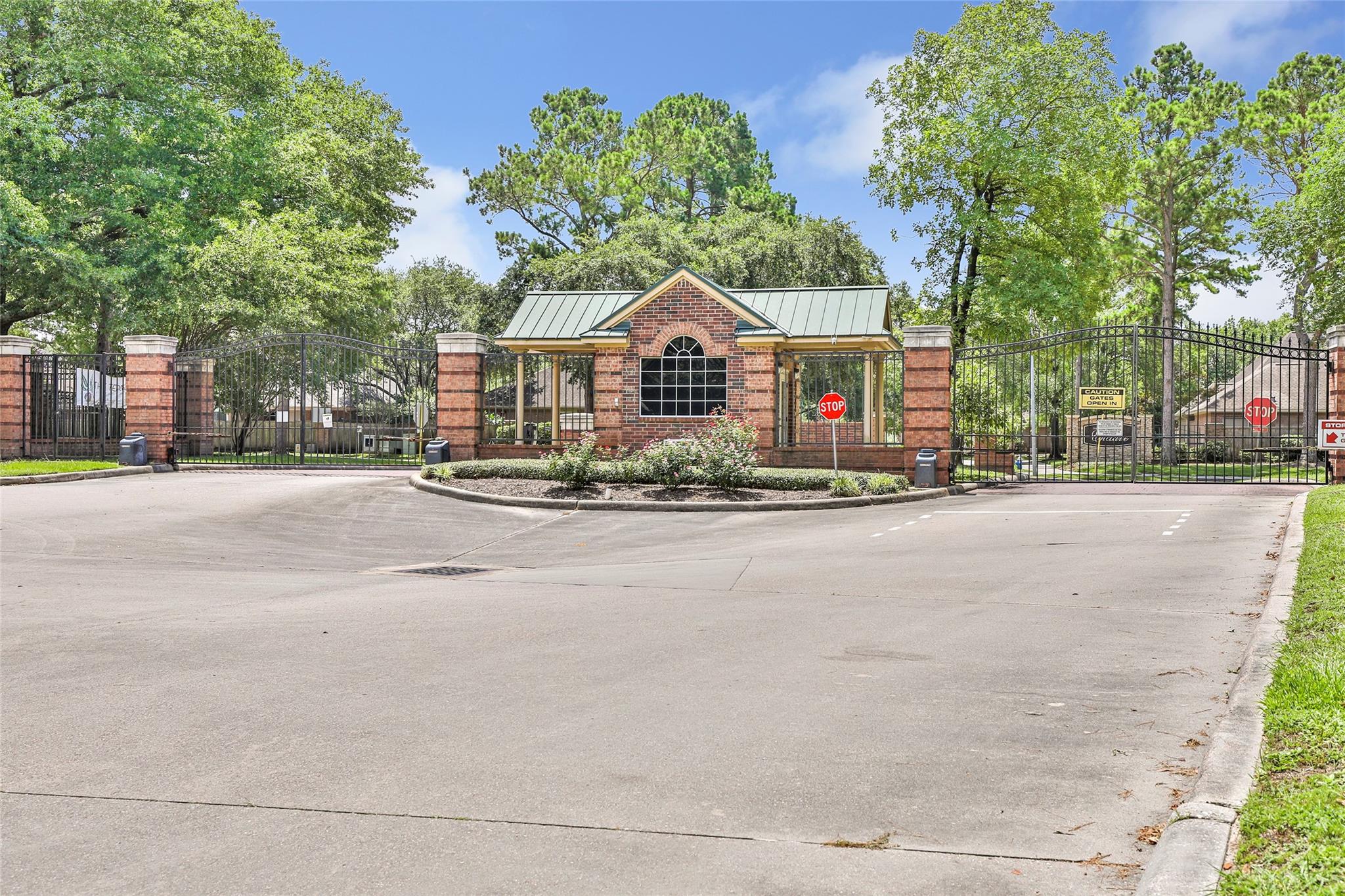 2815 Kings Crossing Drive #219 — photo