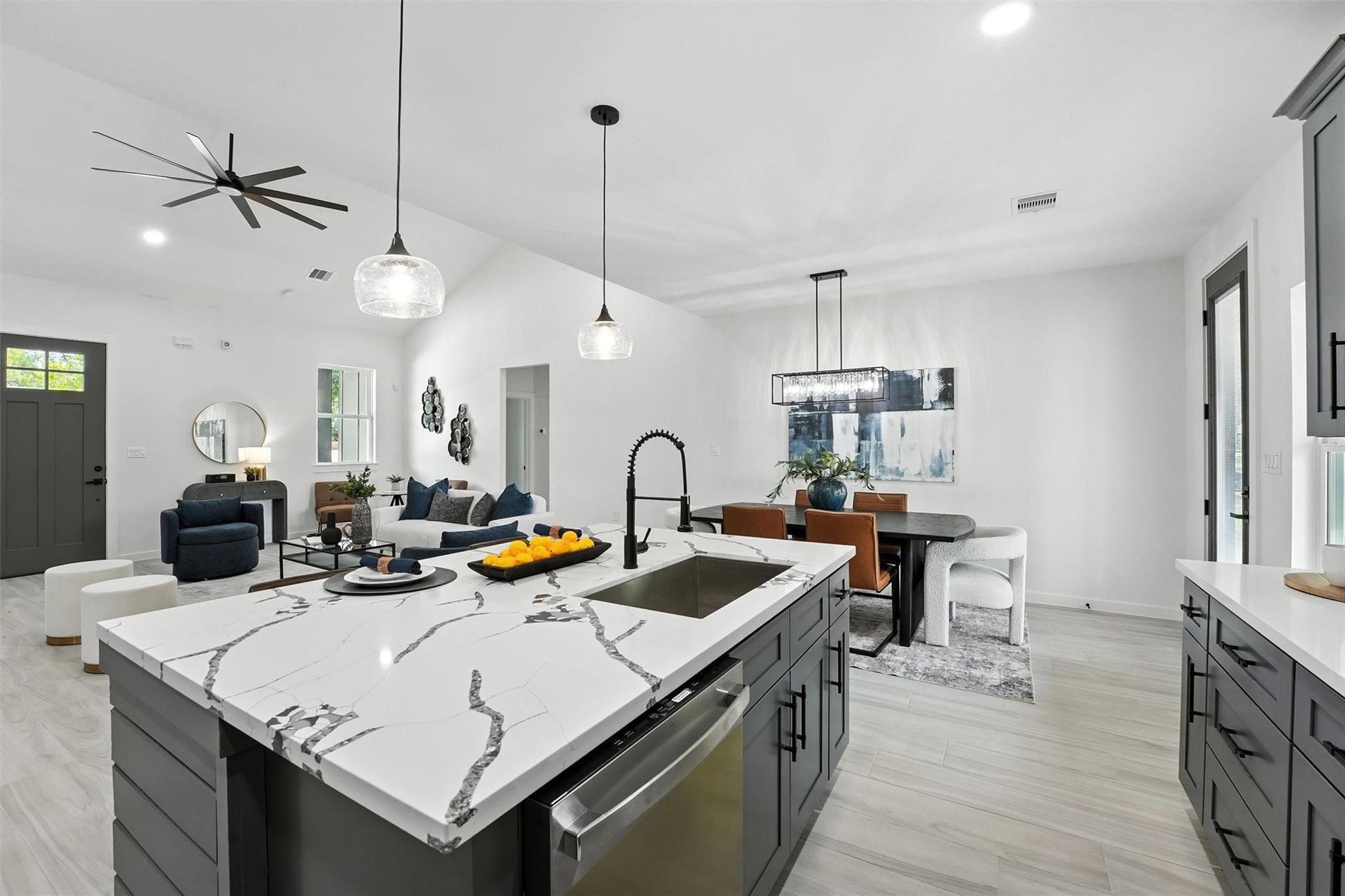252 Davis Bend Road — photo