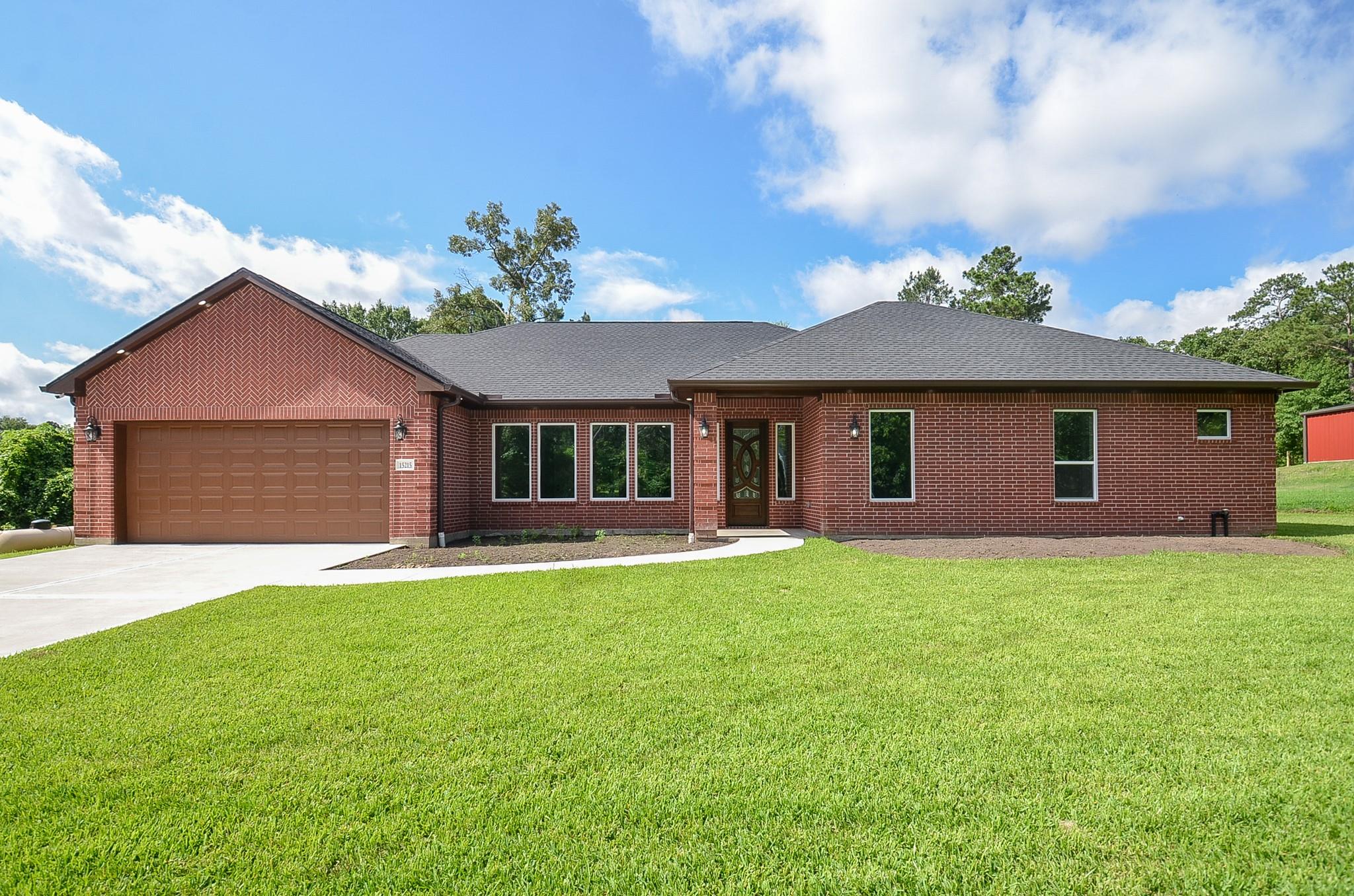 15215 Butterfly Lane — photo