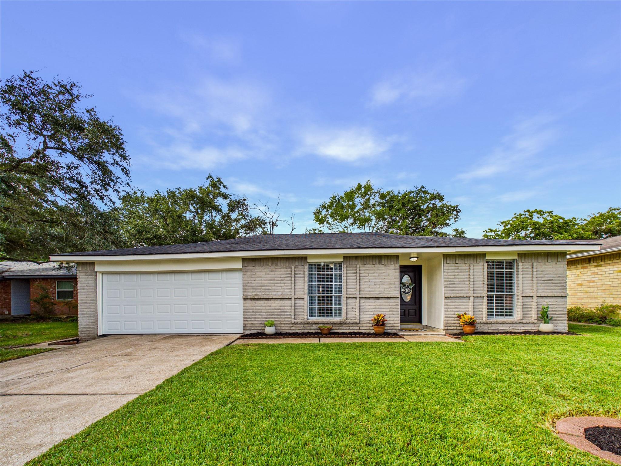 6209 Brookdale Drive — photo