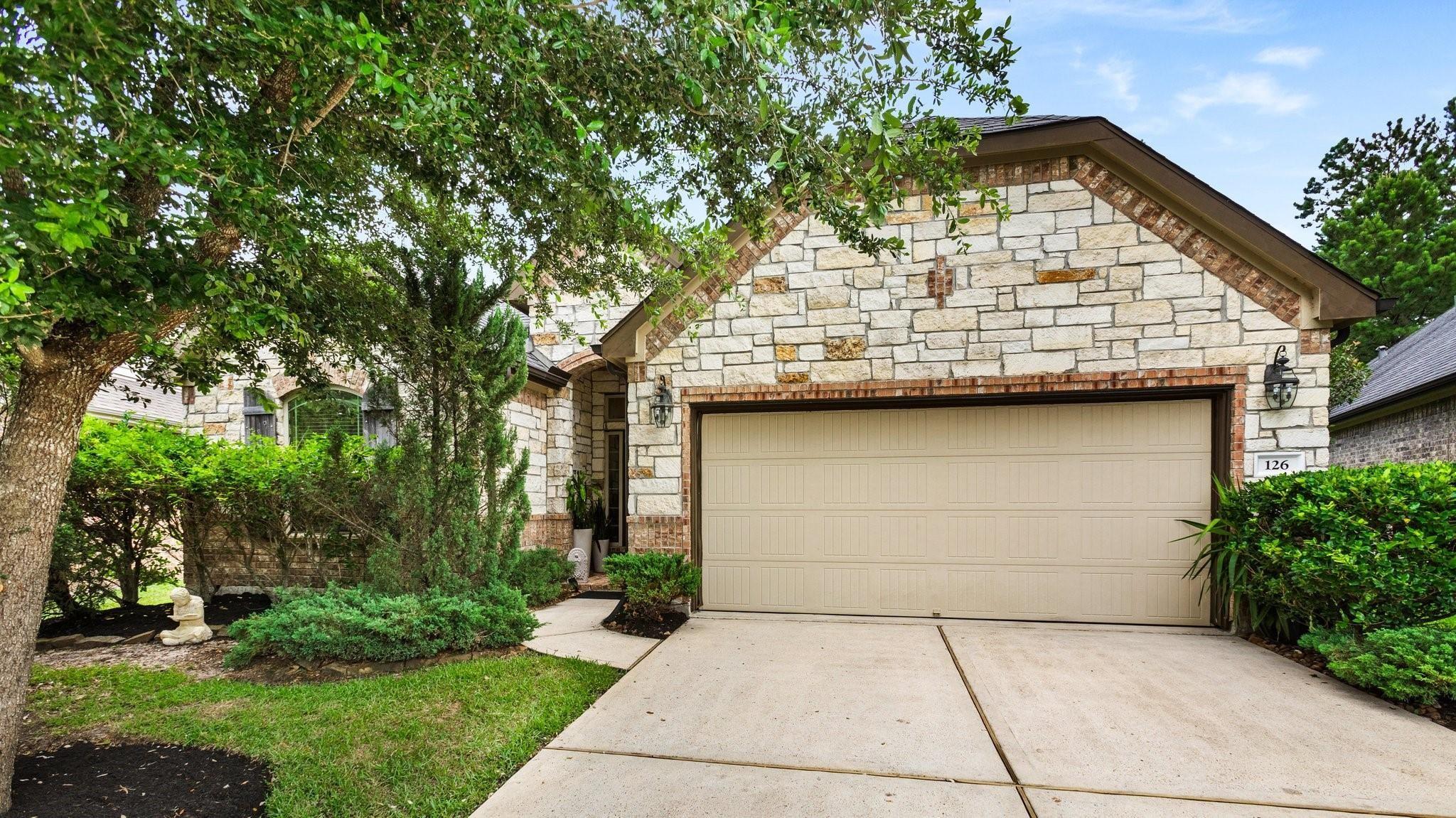 126 S Sawbridge Circle — photo
