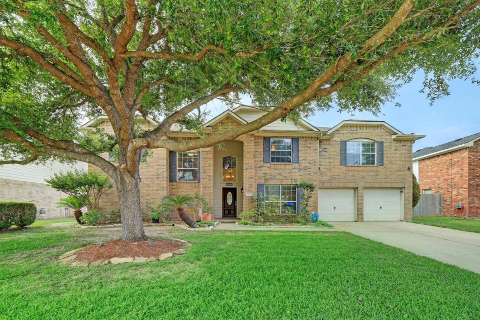 5949 Whispering Lakes Drive — photo