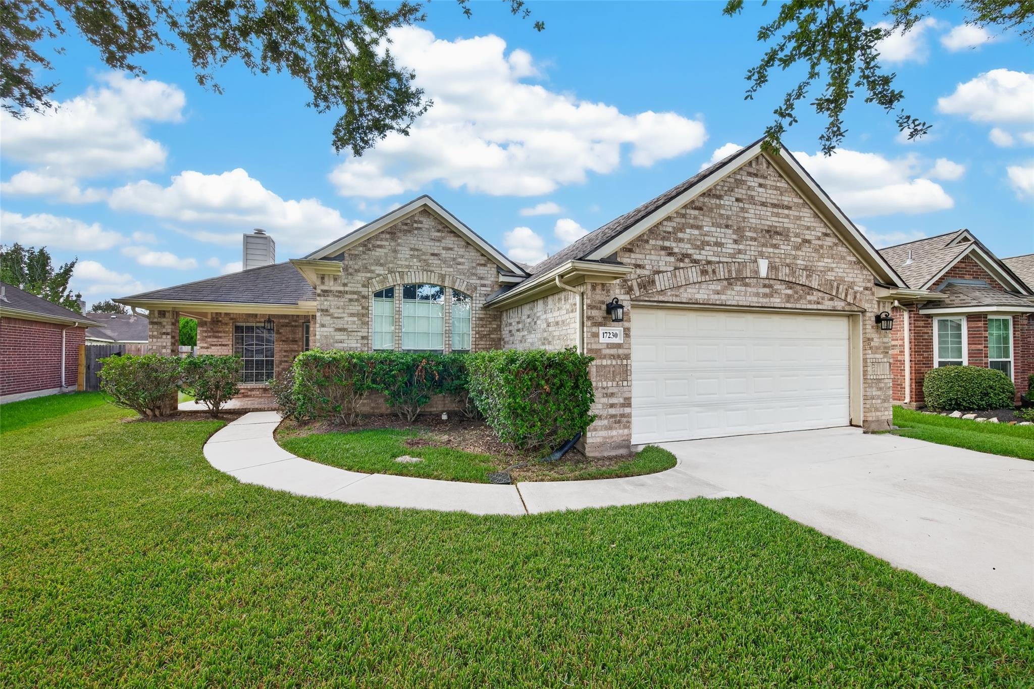 17230 Pecan Acres Drive — photo