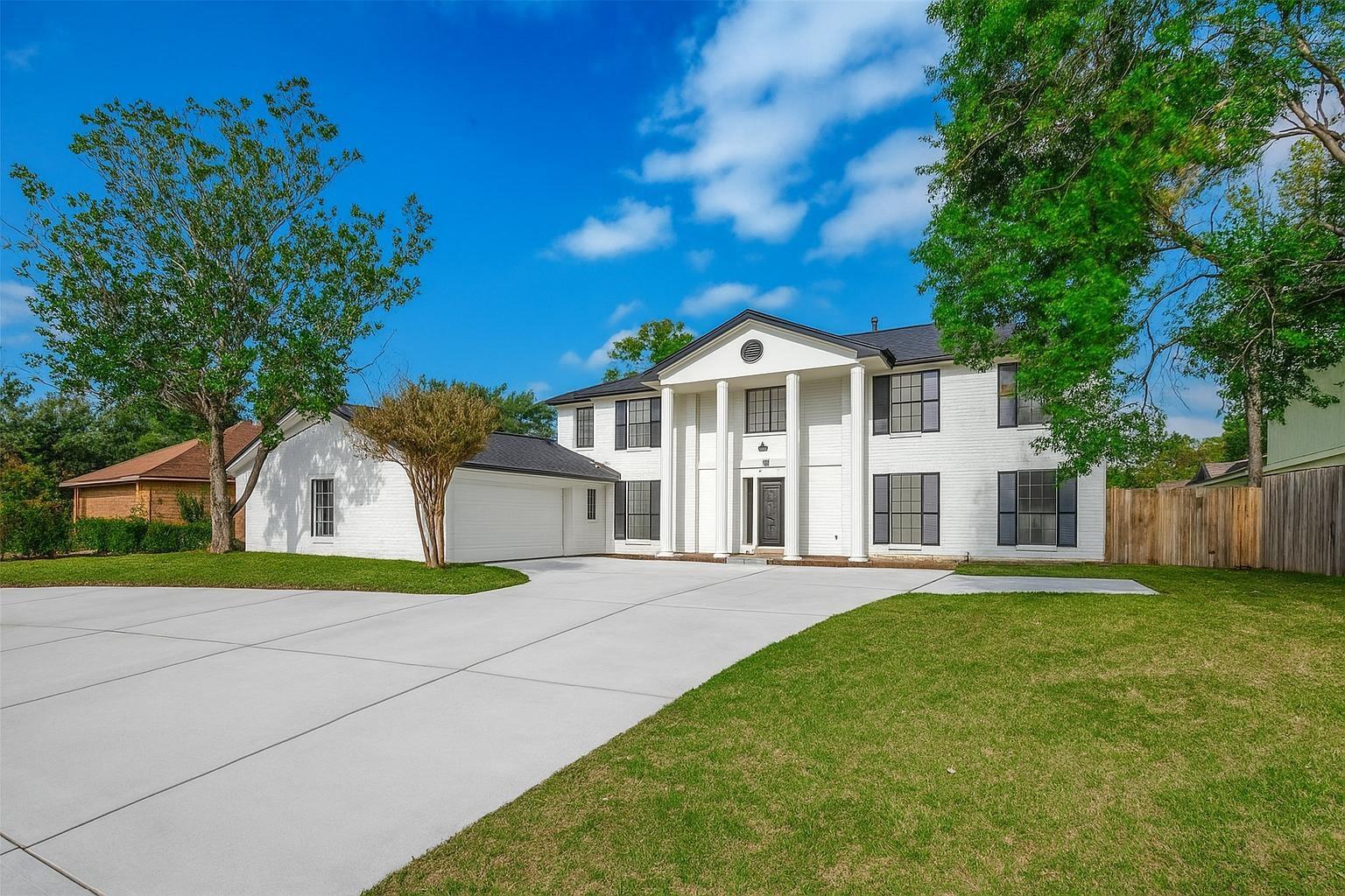 3102 Glenn Lakes Lane — photo
