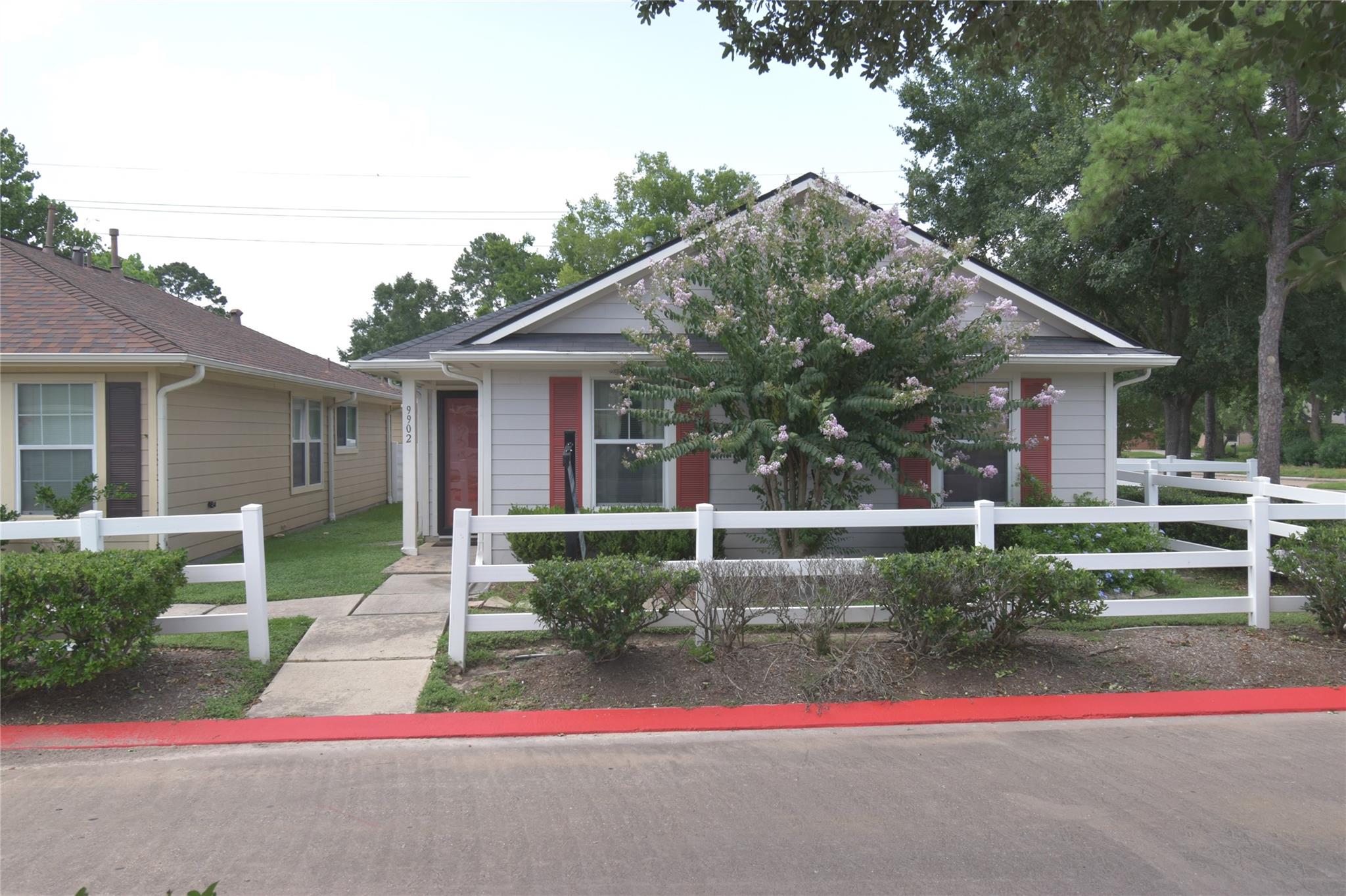 9902 Farrell Drive — photo