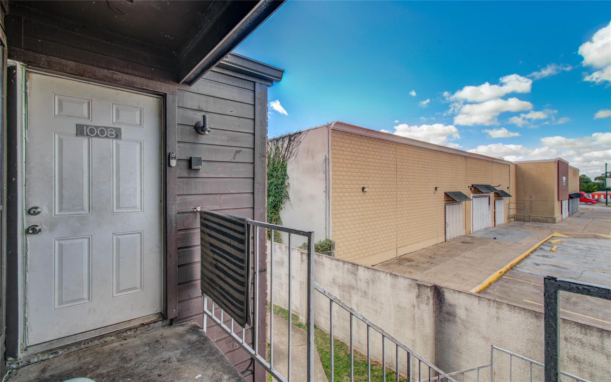 6633 W Airport Boulevard #1008 — photo