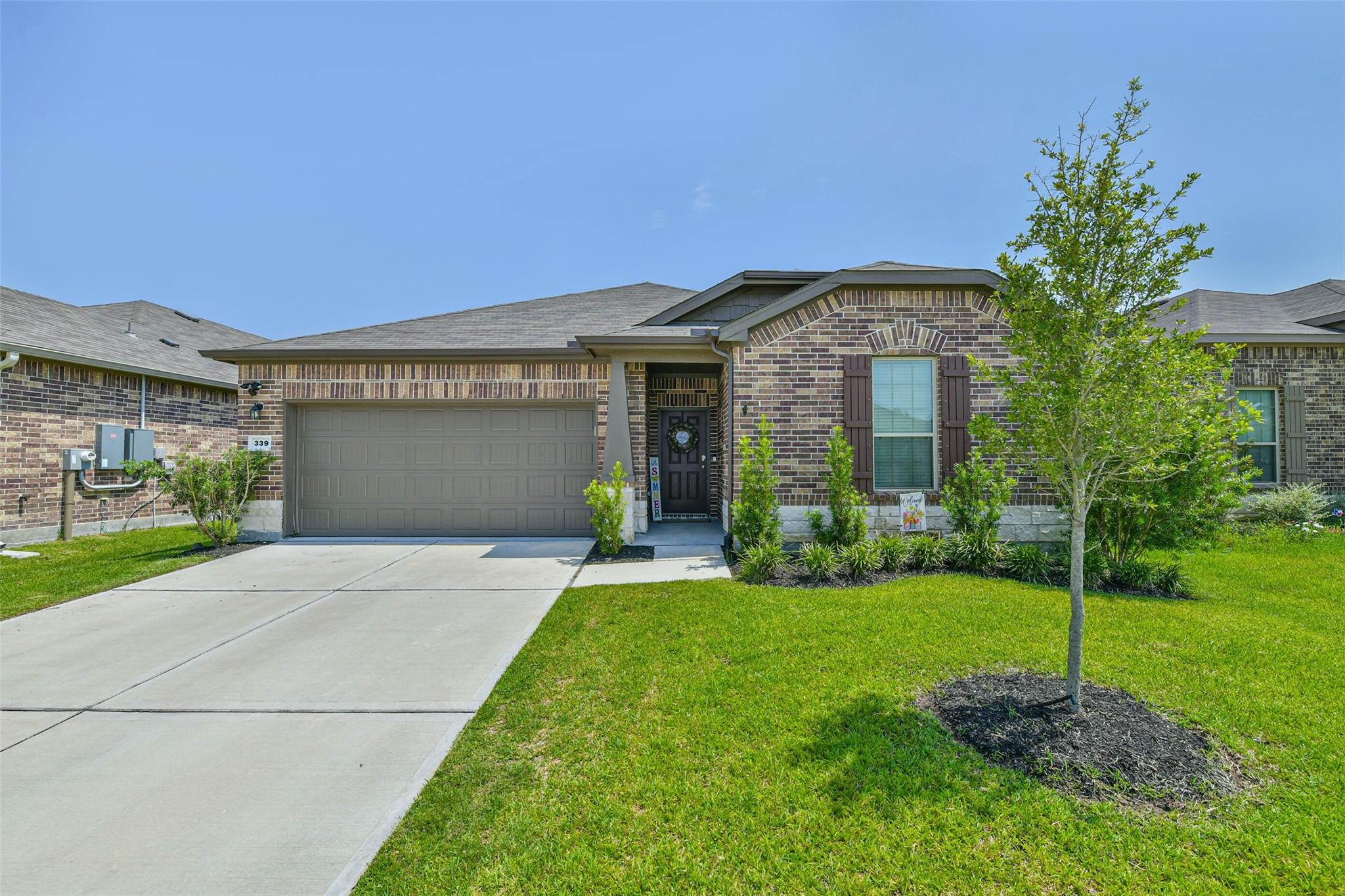 339 Friesian Court — photo