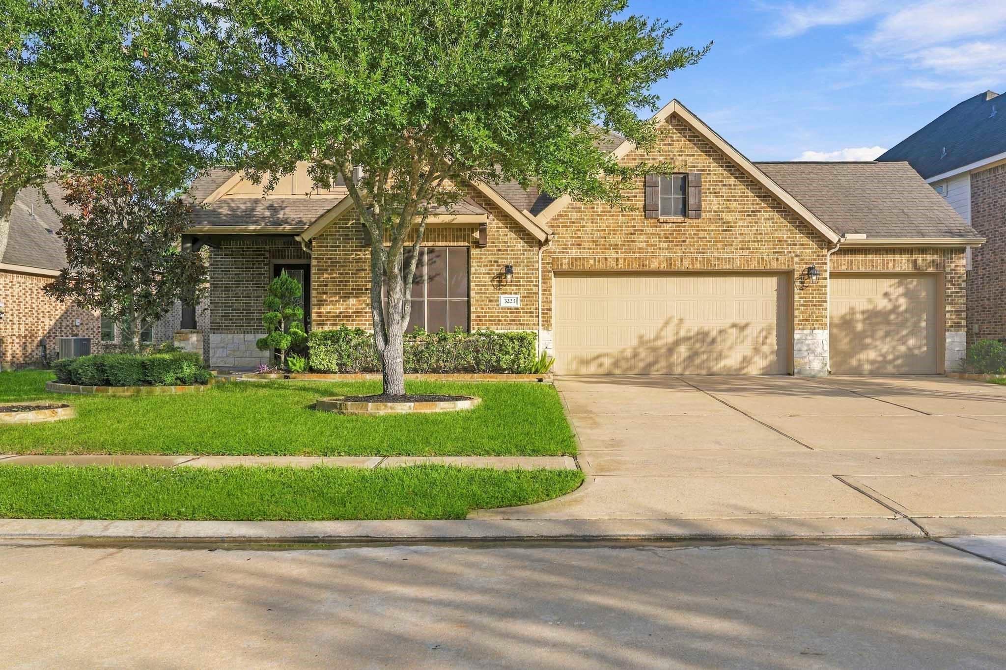 3223 Karleigh Way — photo