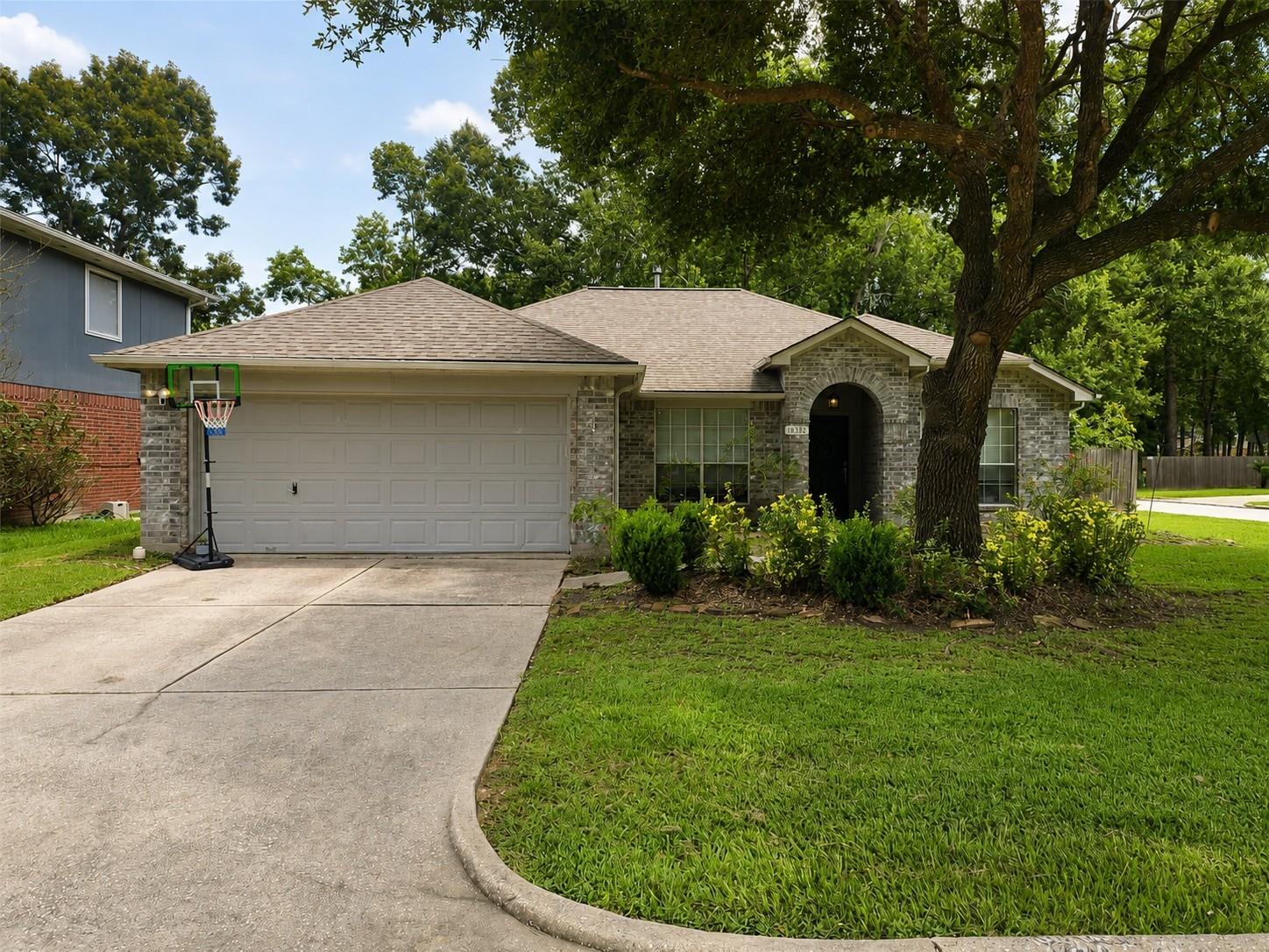 18389 Ten Oaks Court — photo