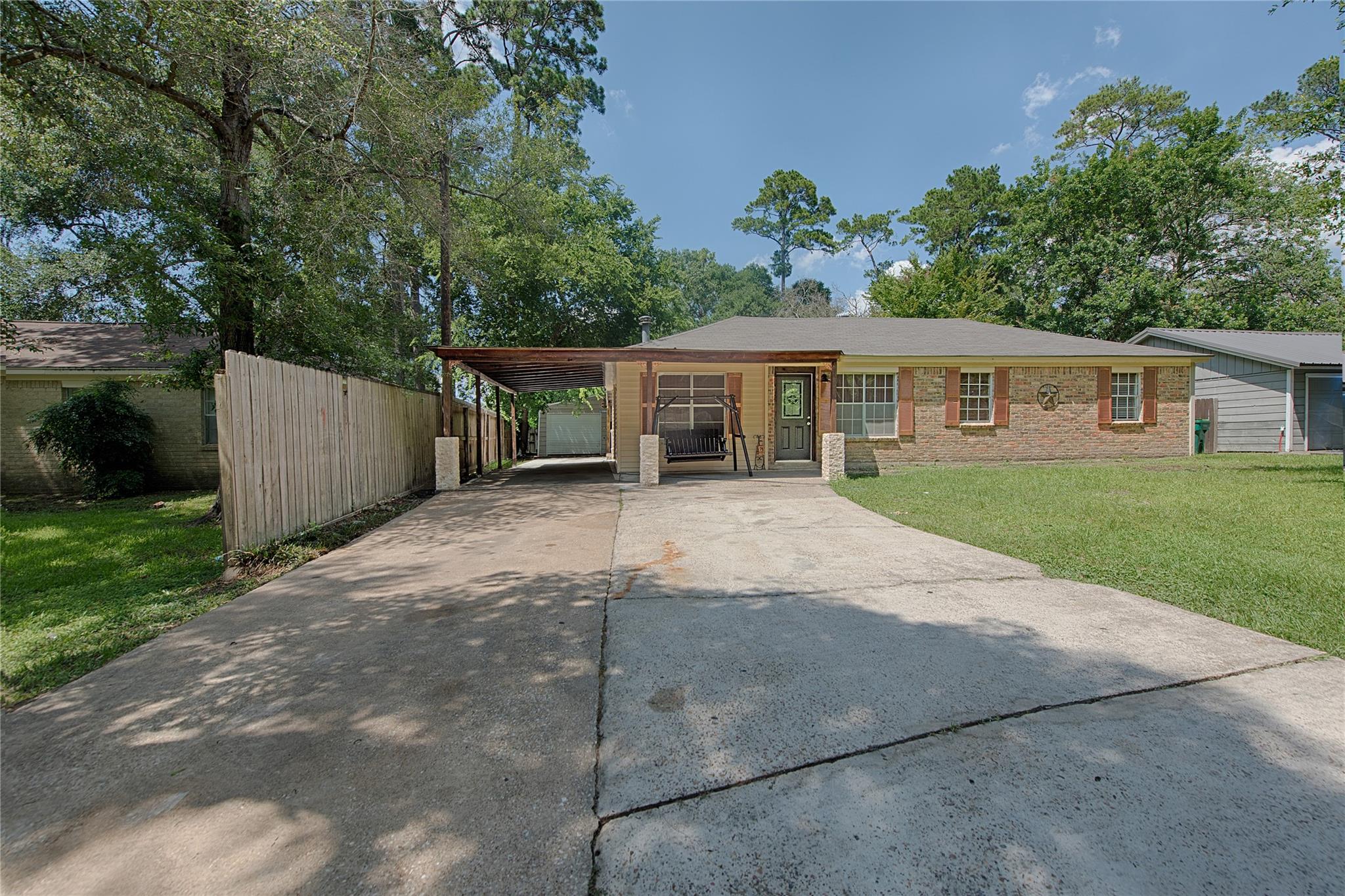 303 Spring Stream Bend, Montgomery, TX 77316 — photo 2