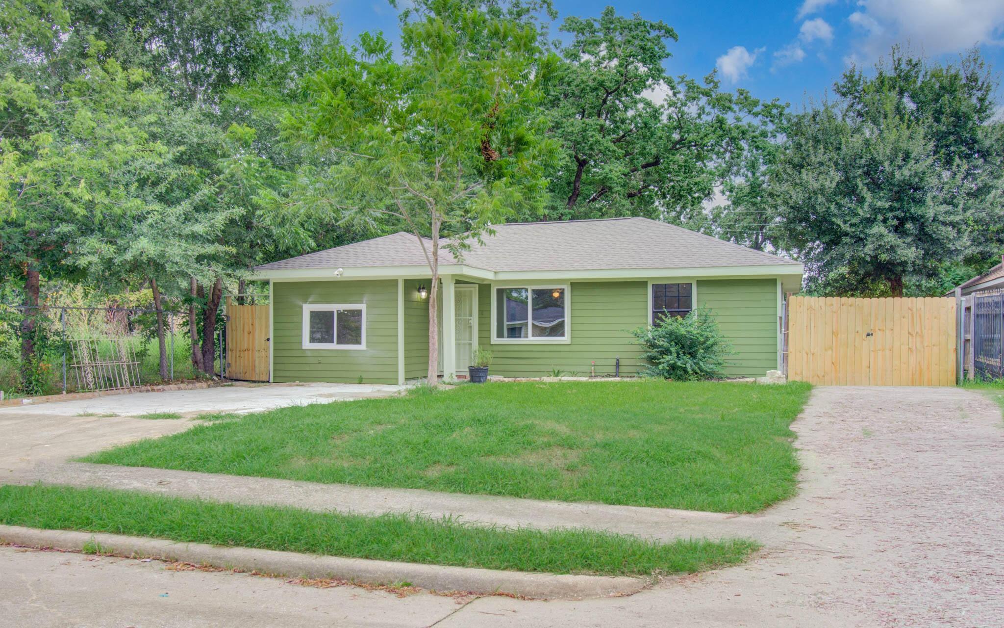5505 Southlea Street — photo