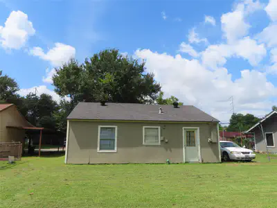 1629 Caspersen Drive — photo