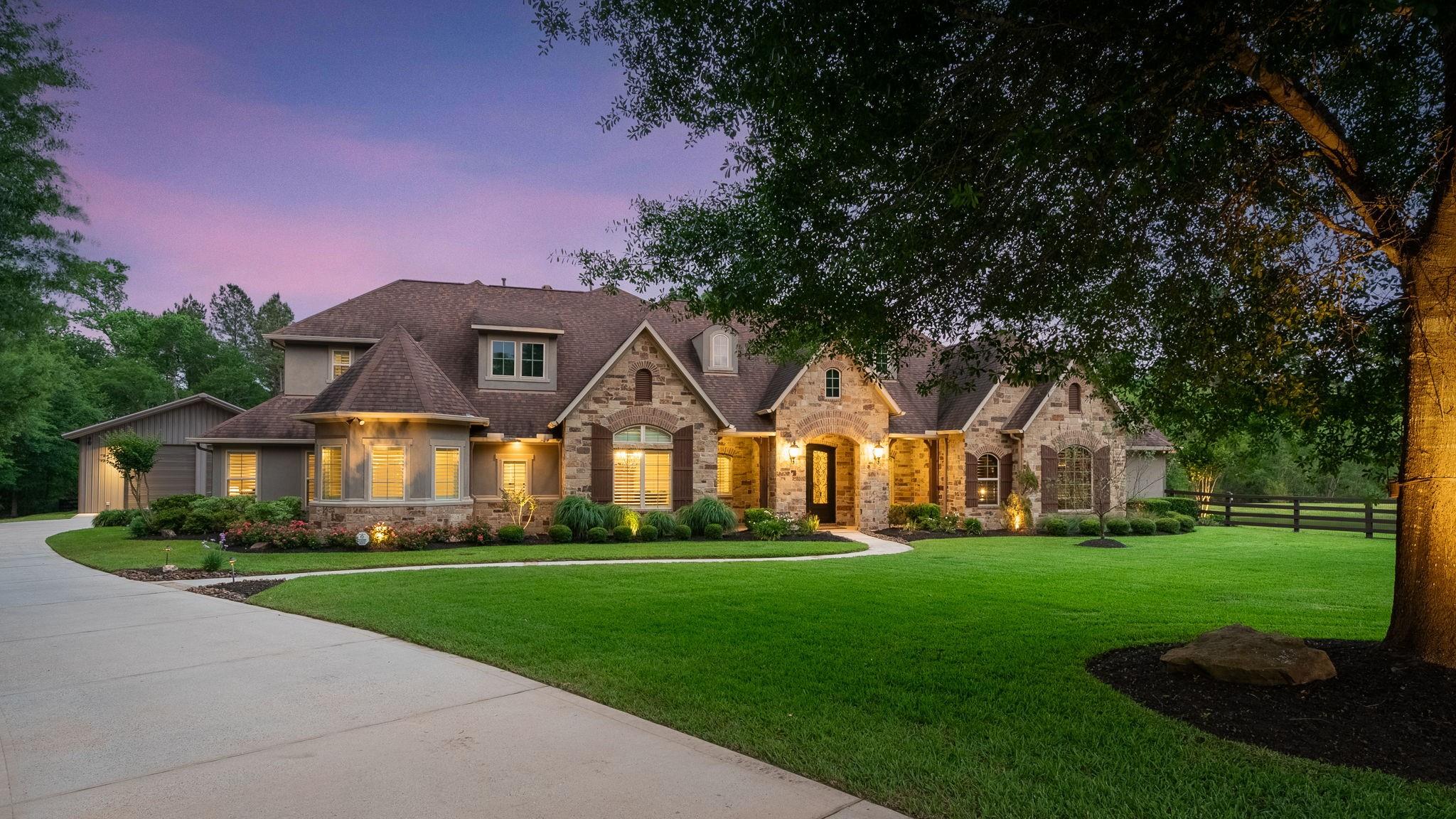 6926 Comanche Bend — photo