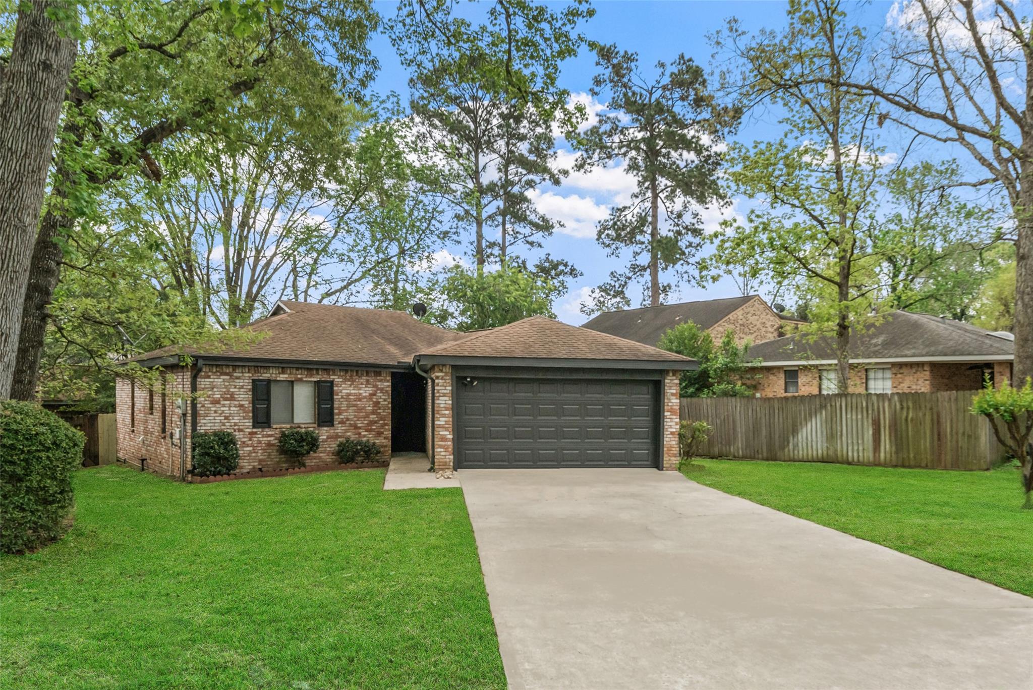 25 Shady Oak Lane — photo