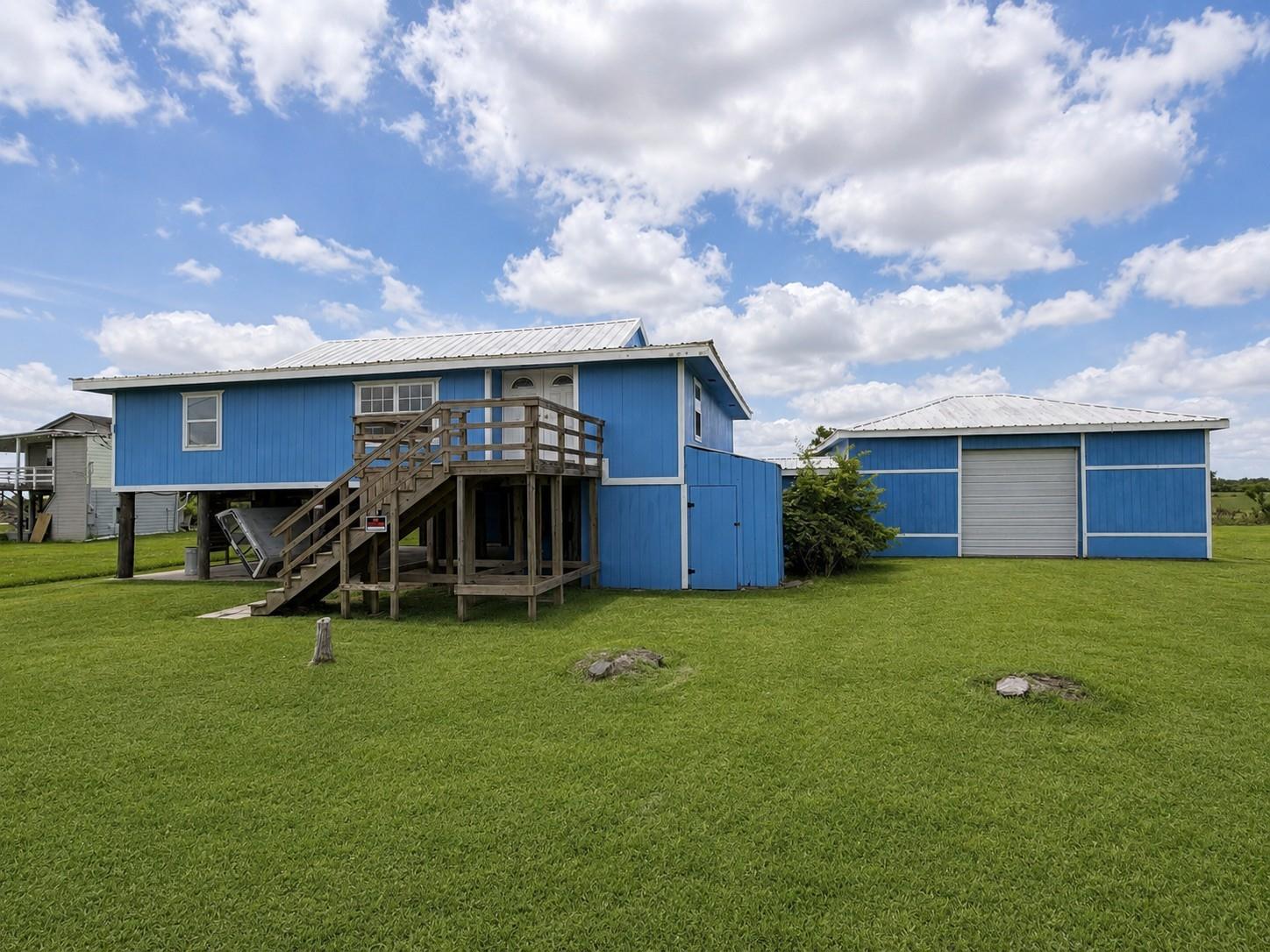 2534 Bastrop — photo
