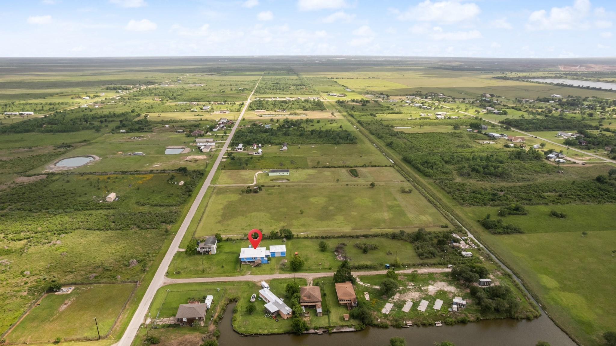 2534 Bastrop, Angleton, TX 77515 — photo 2