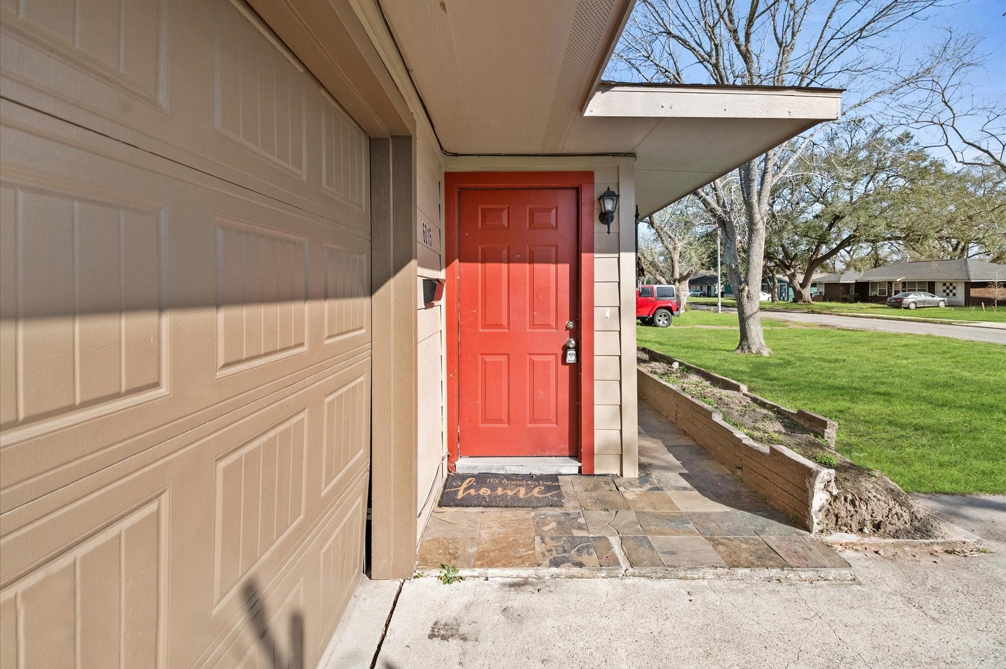 6015 Ridgeway Drive, Houston, TX 77033