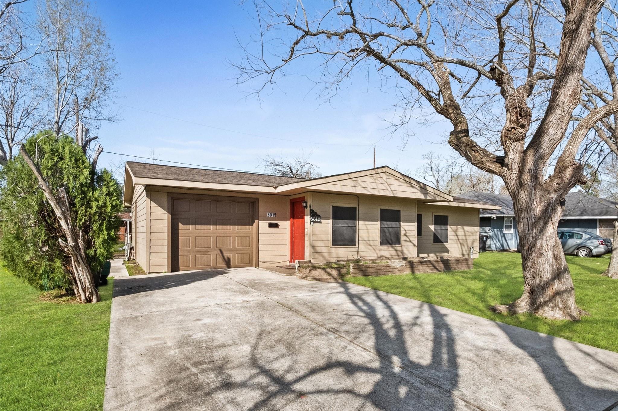 6015 Ridgeway Drive, Houston, TX 77033 — photo 2