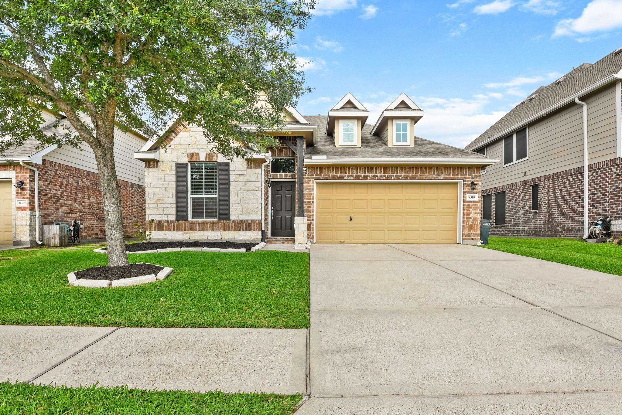 8319 Sweet Bay Circle — photo