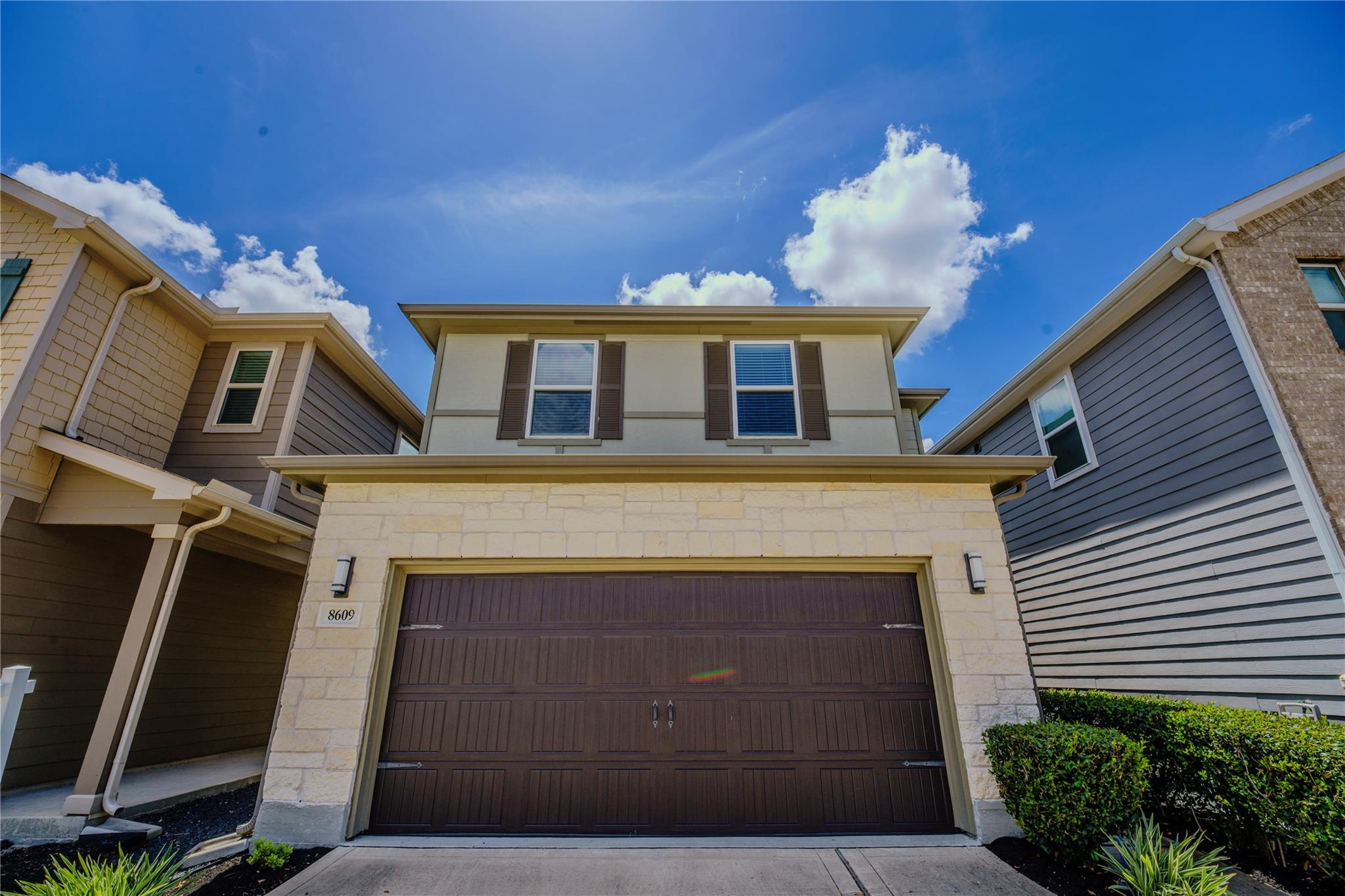8609 Cedar Brook Point Drive — photo