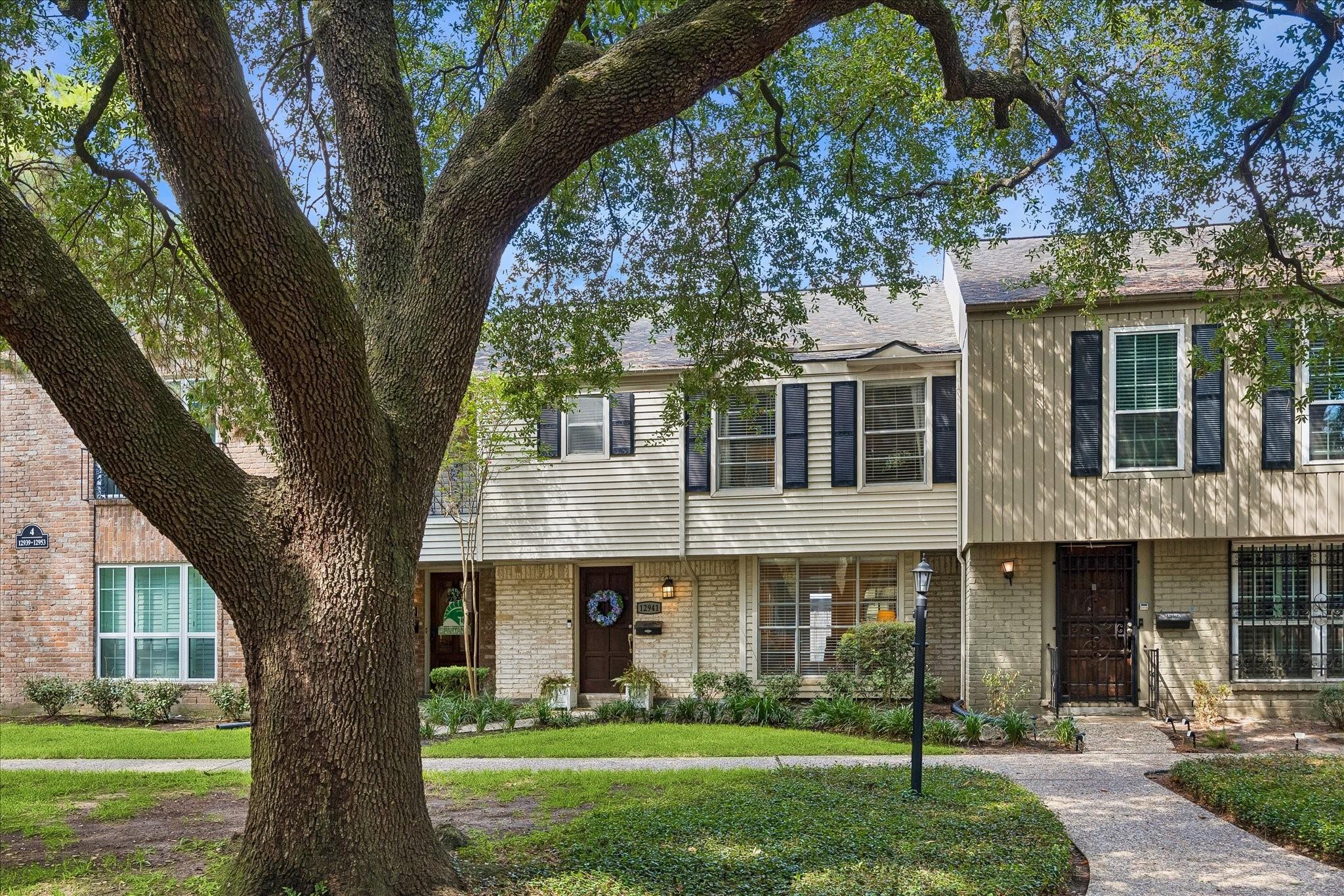 12941 Trail Hollow Drive — photo