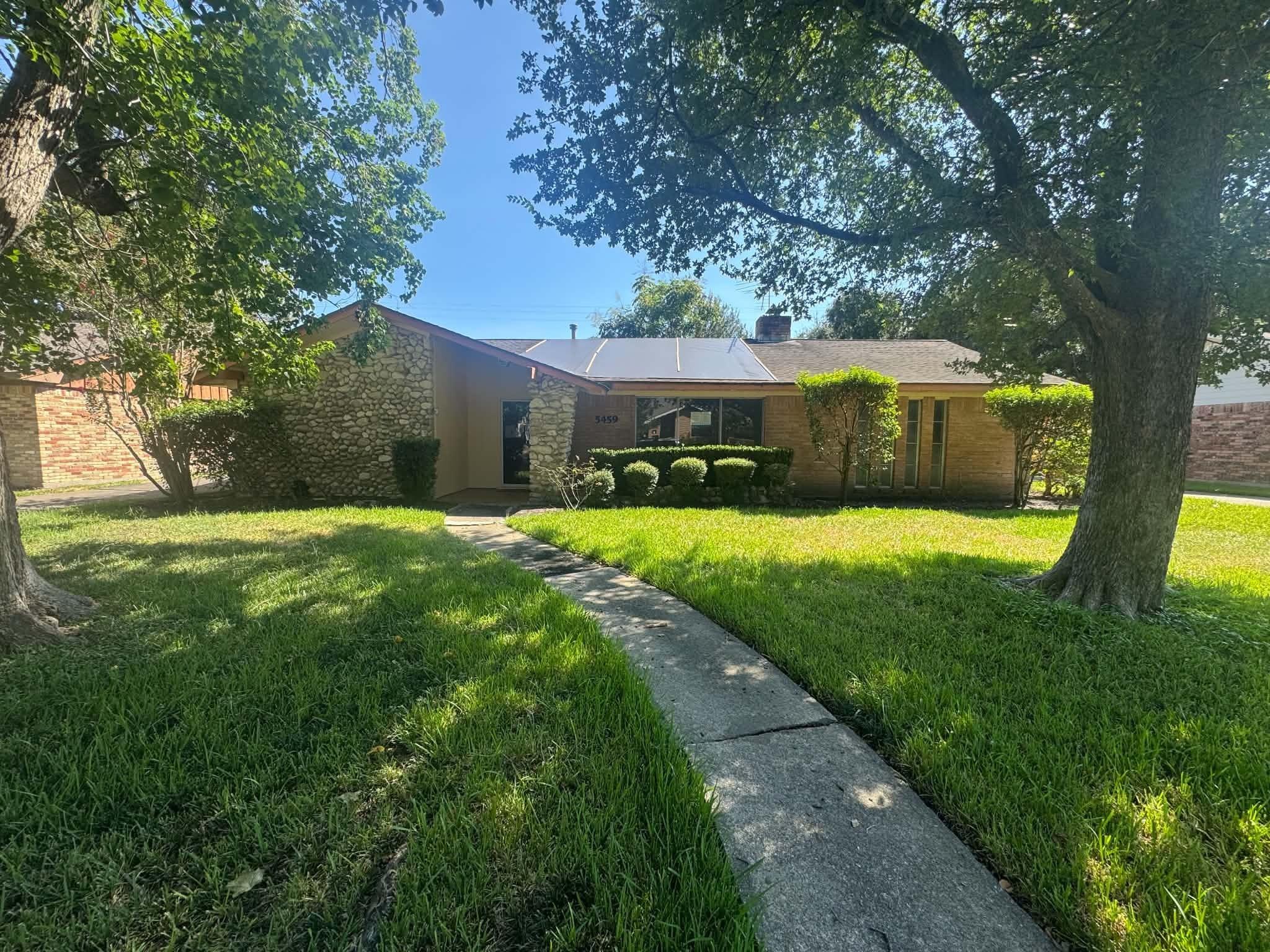 5459 Imogene Street — photo
