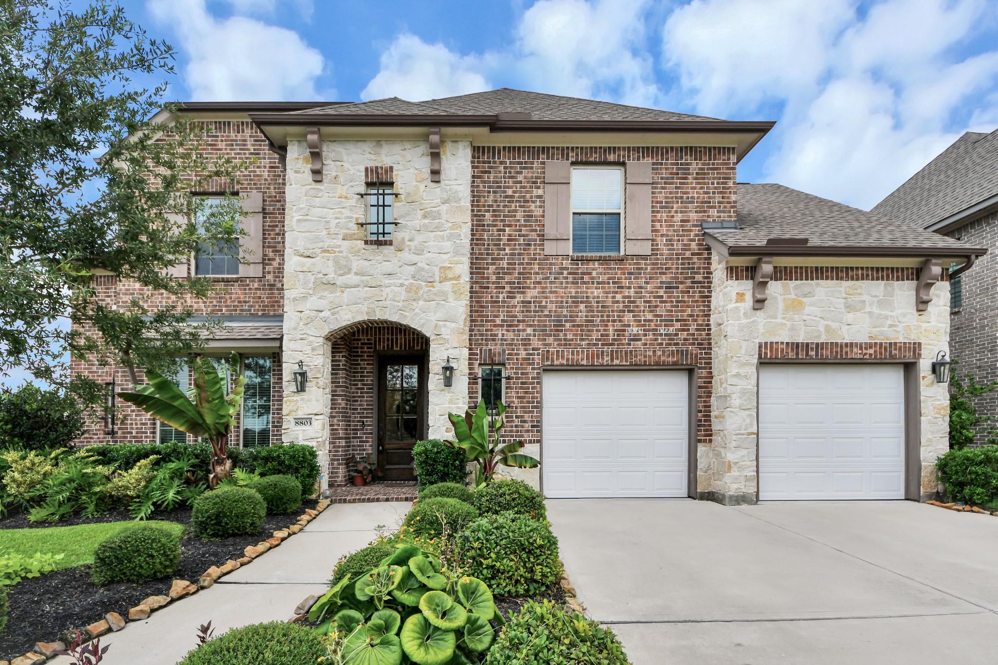 8803 Autumn Pine Drive — photo