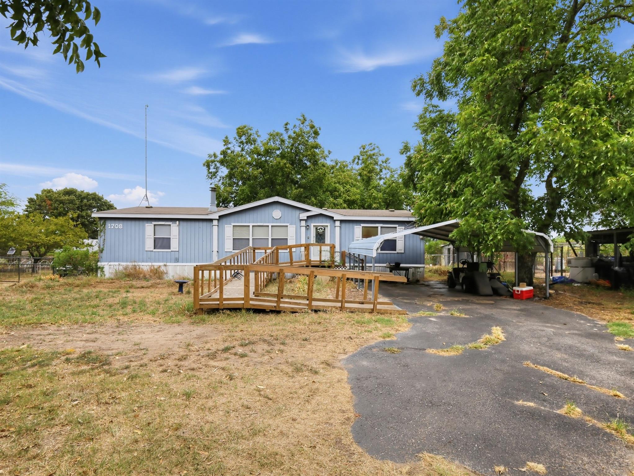 1708 W Frank Street — photo