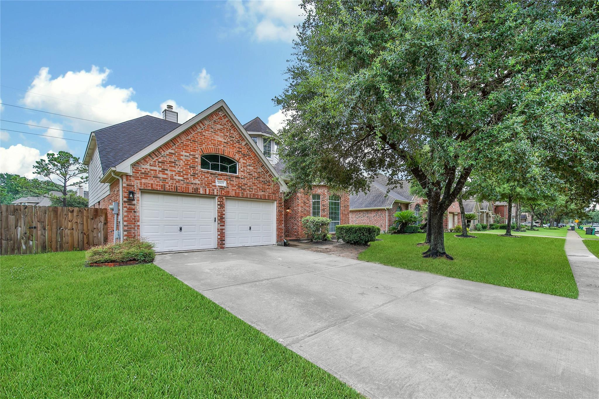 2803 Falcon Knoll Lane — photo