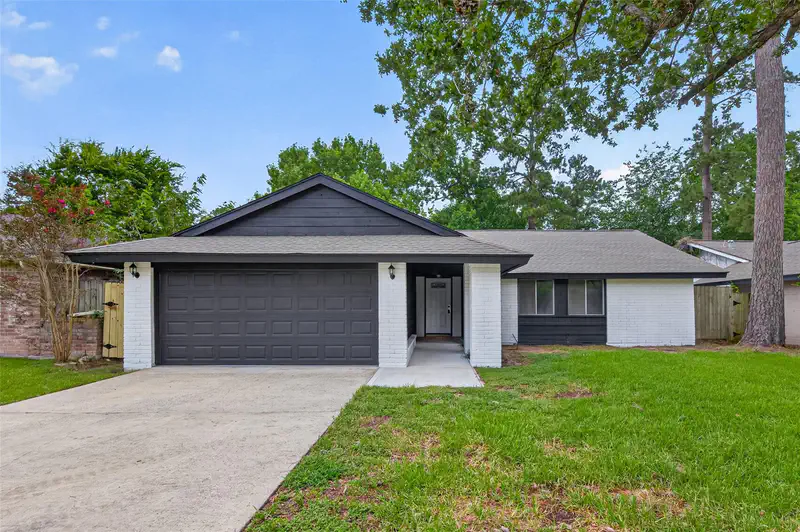 4411 Monteith Drive — photo