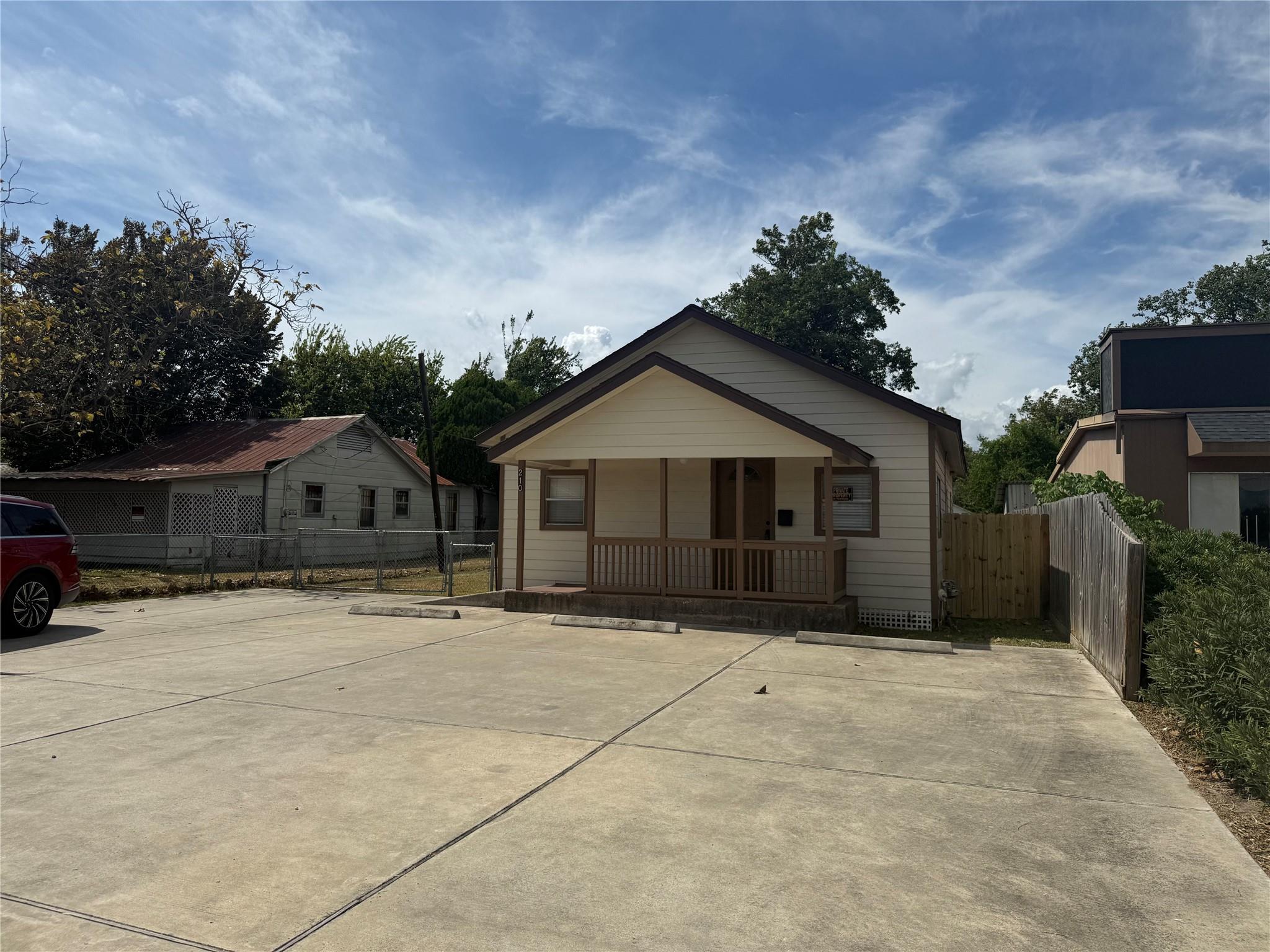 210 N Main Street — photo
