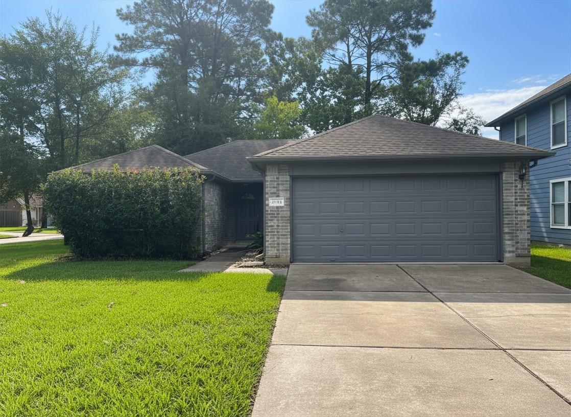 25314 Laurel Green Street — photo