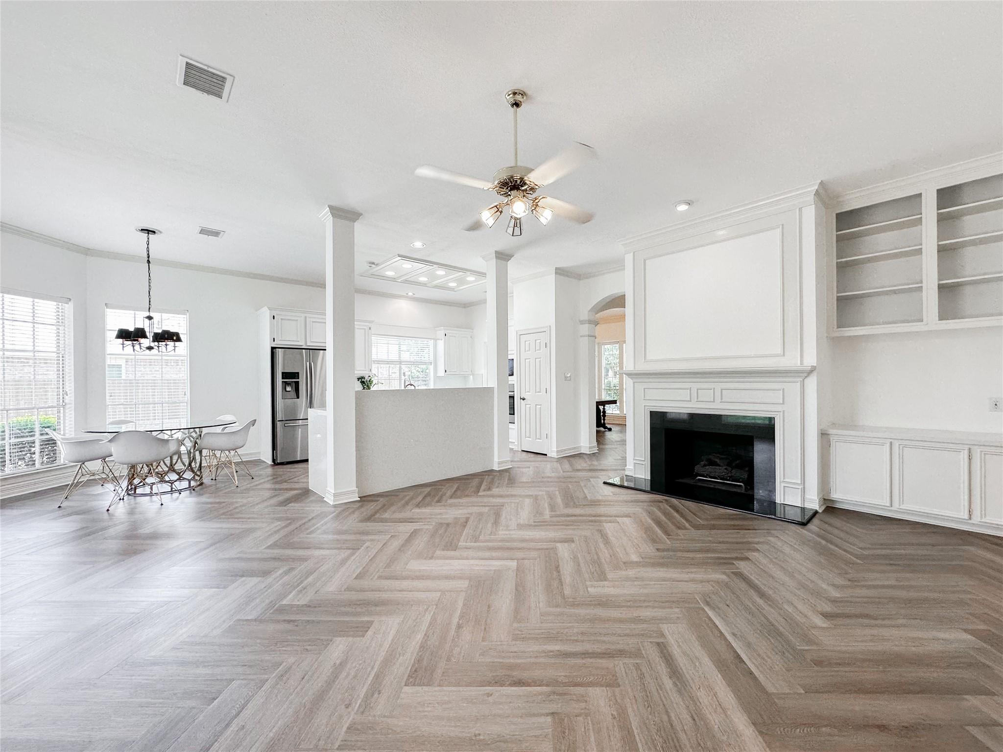 24714 Weld Court — photo