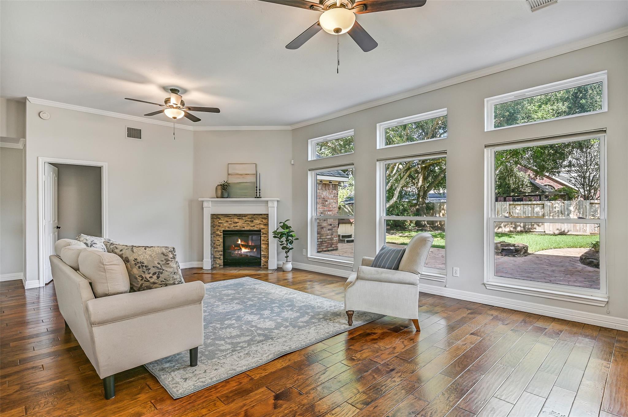 513 Meadow Bend Drive — photo
