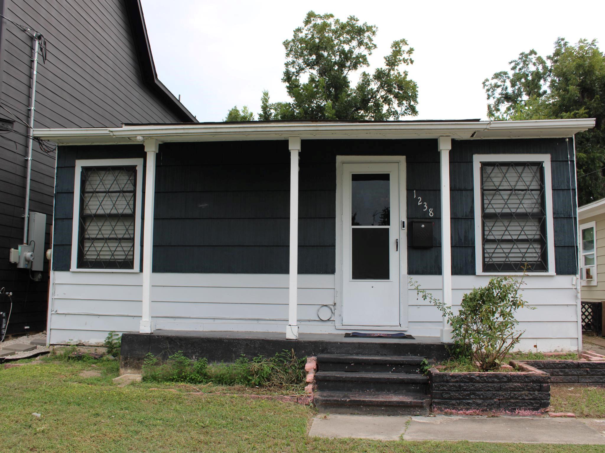 1238 Common Park Drive — photo