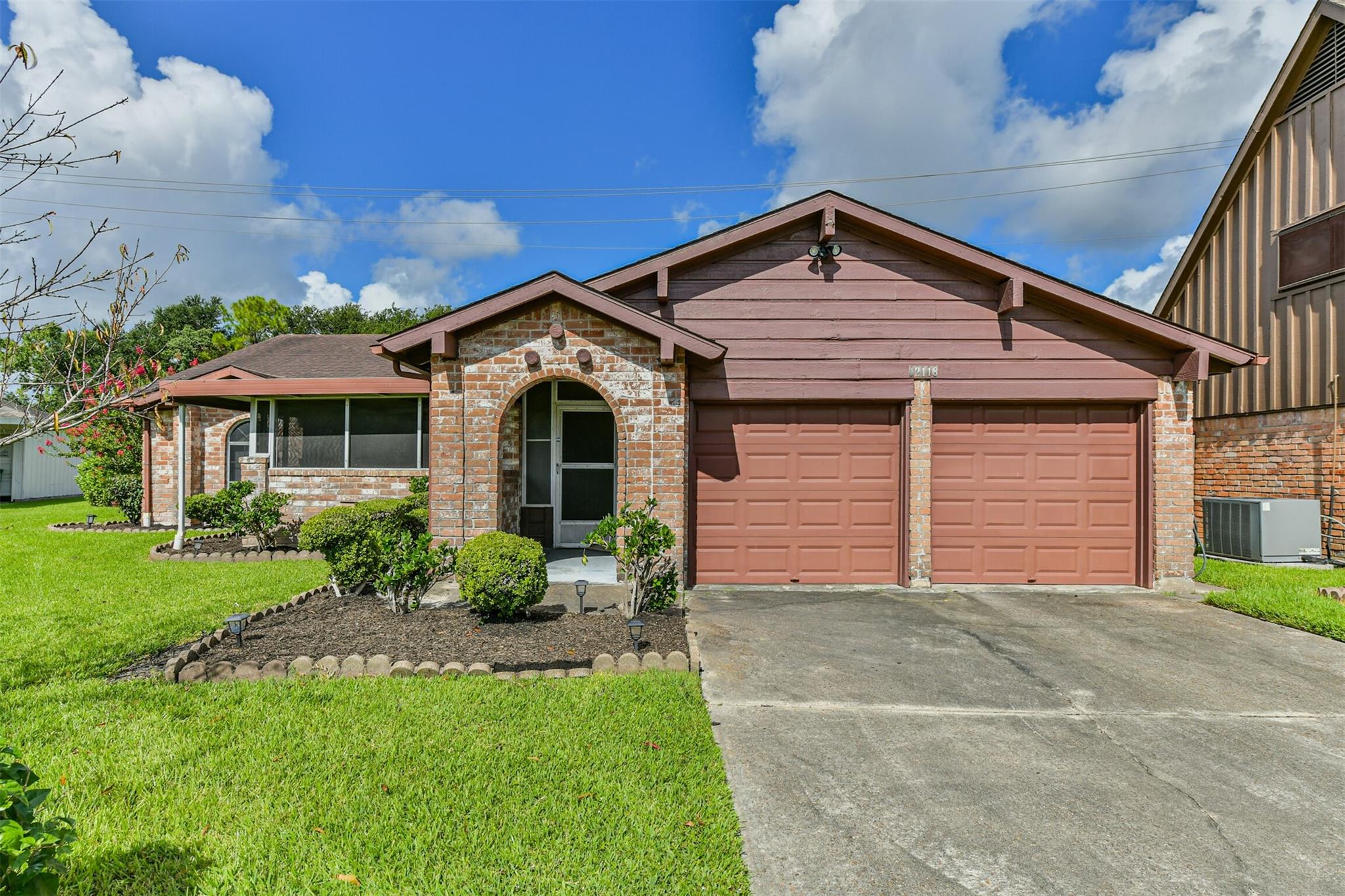 12118 Kirkholm Drive — photo