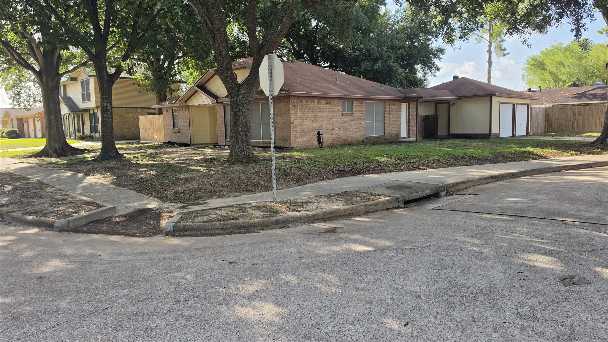 1502 Sudbury Drive — photo