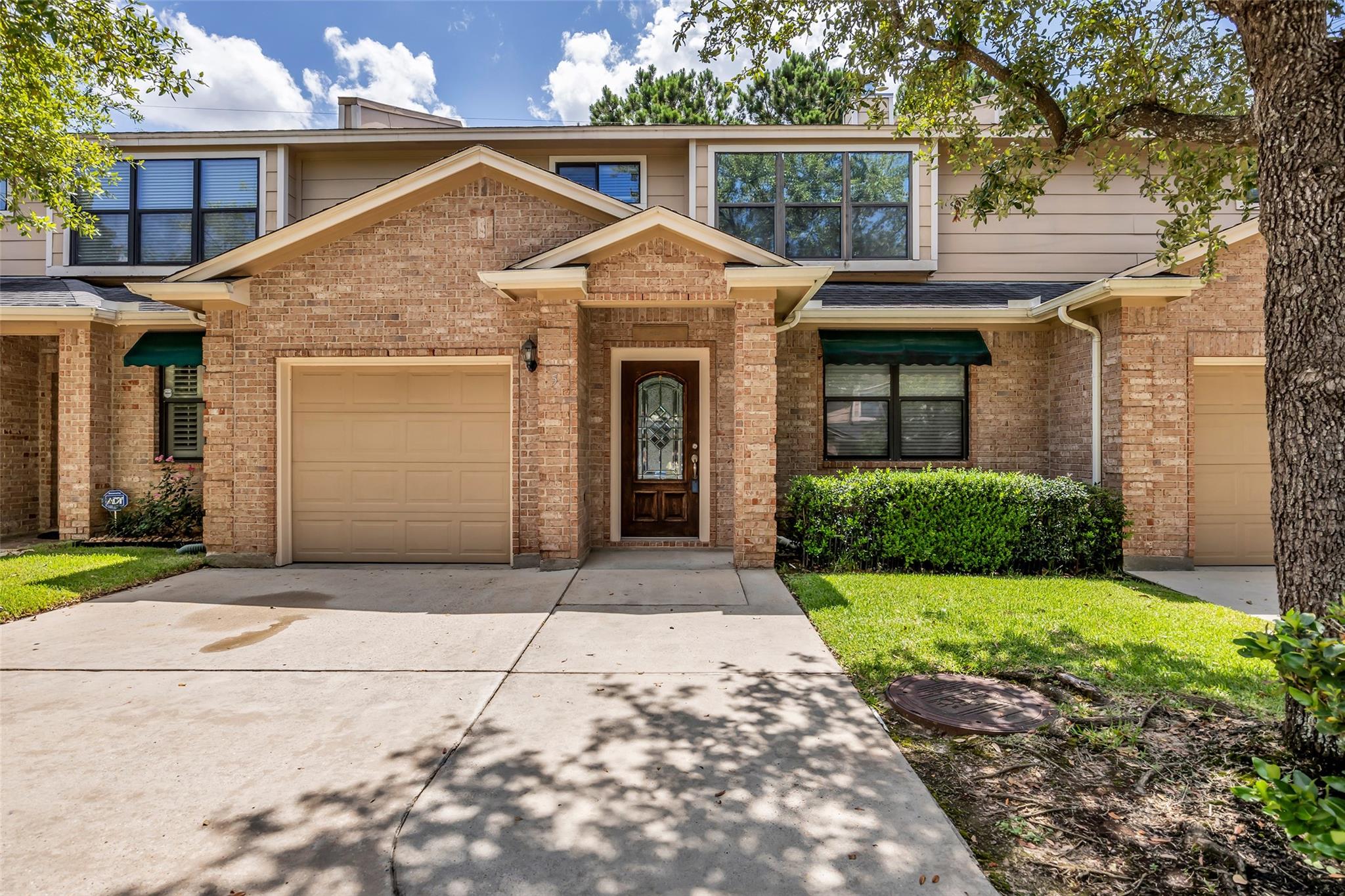 1898 Longmire Road #5 — photo